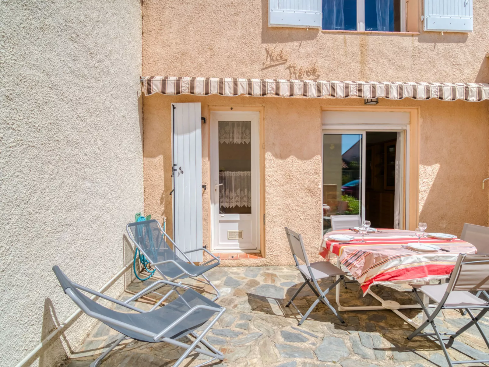 Les Villas de l'Aygual-Outside