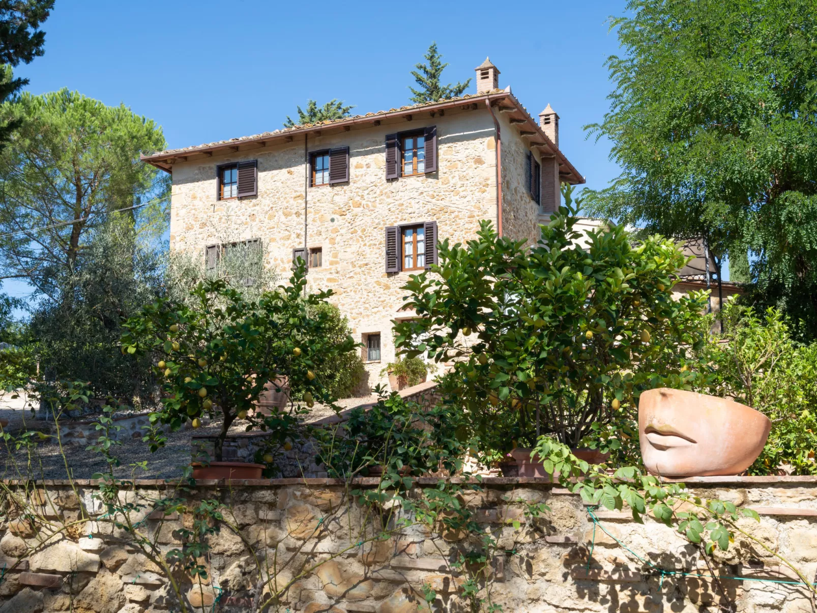 Il Sangiovese-Outside