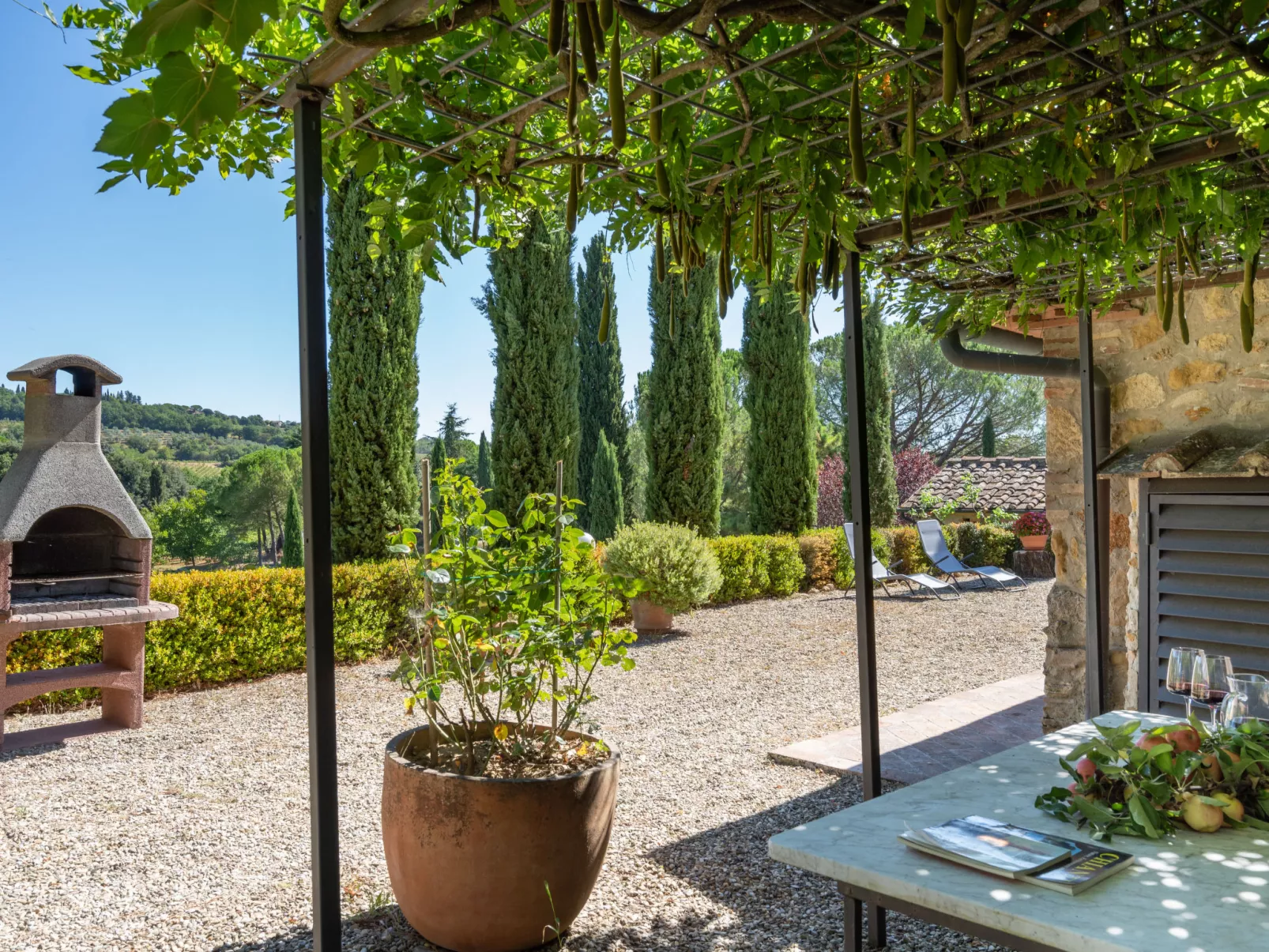 Il Sangiovese-Outside