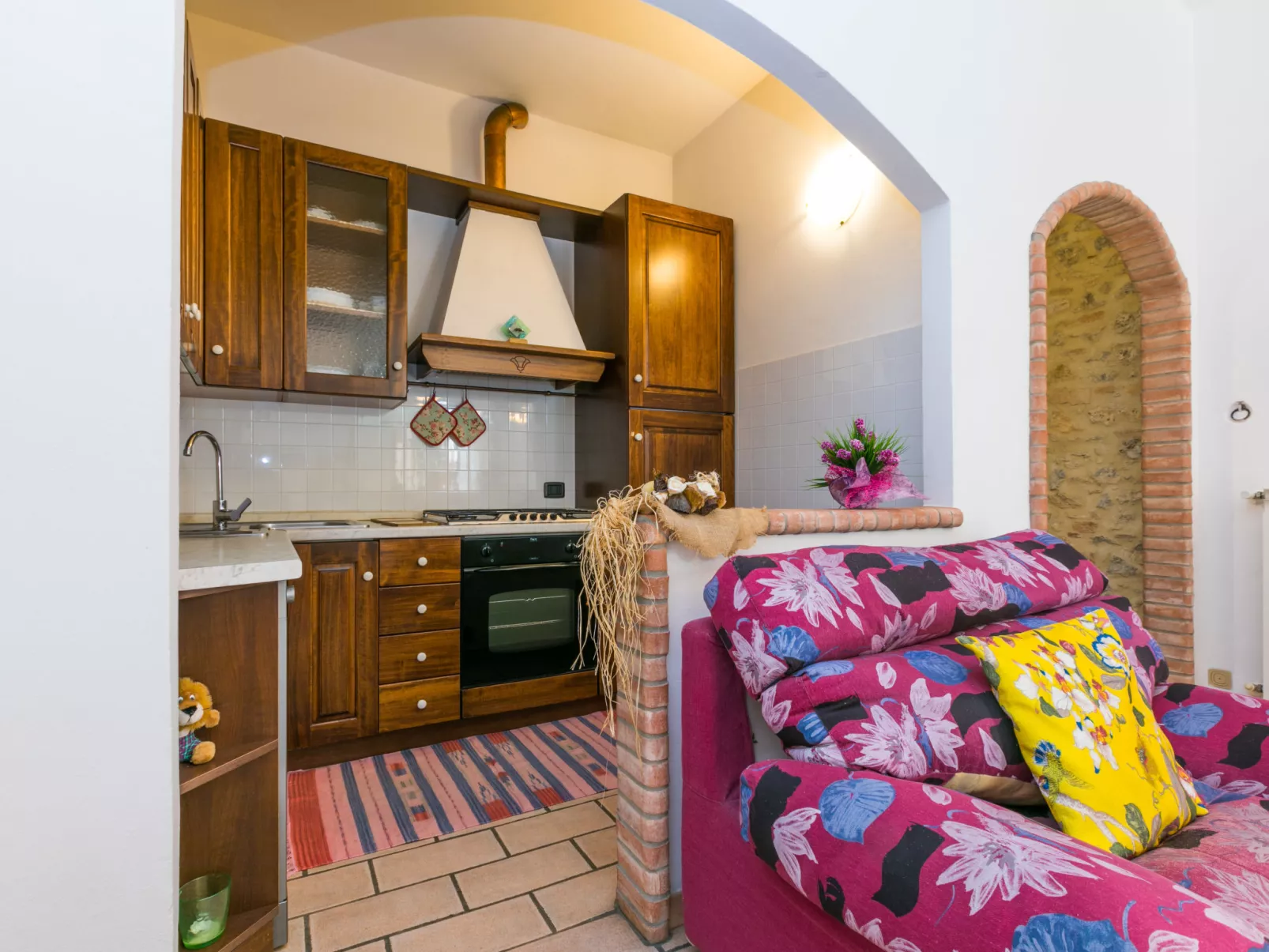 Borgo Antico-Inside