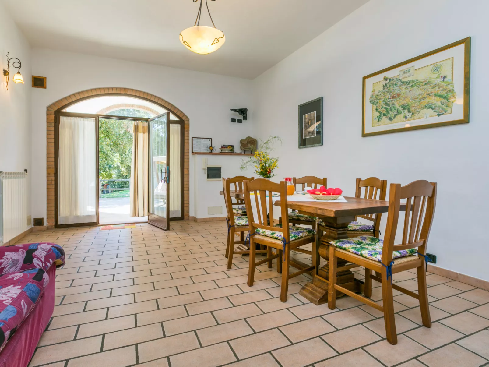 Borgo Antico-Inside