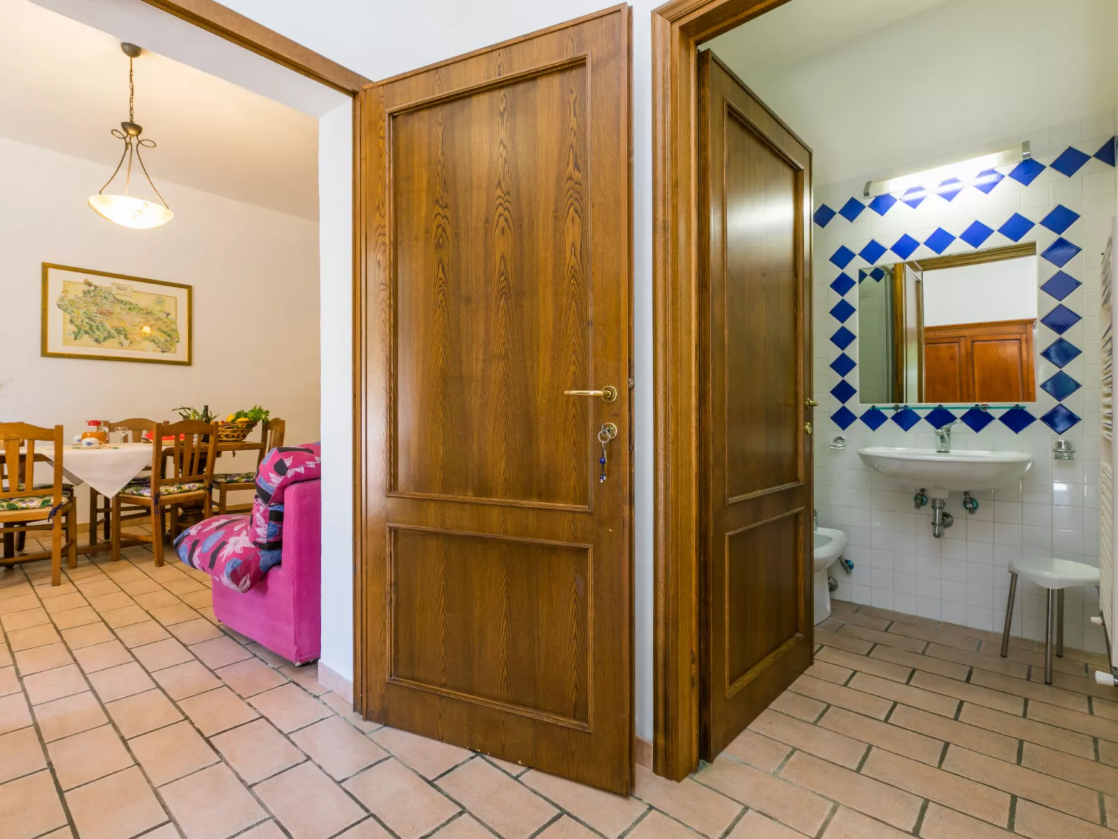 Borgo Antico-Inside