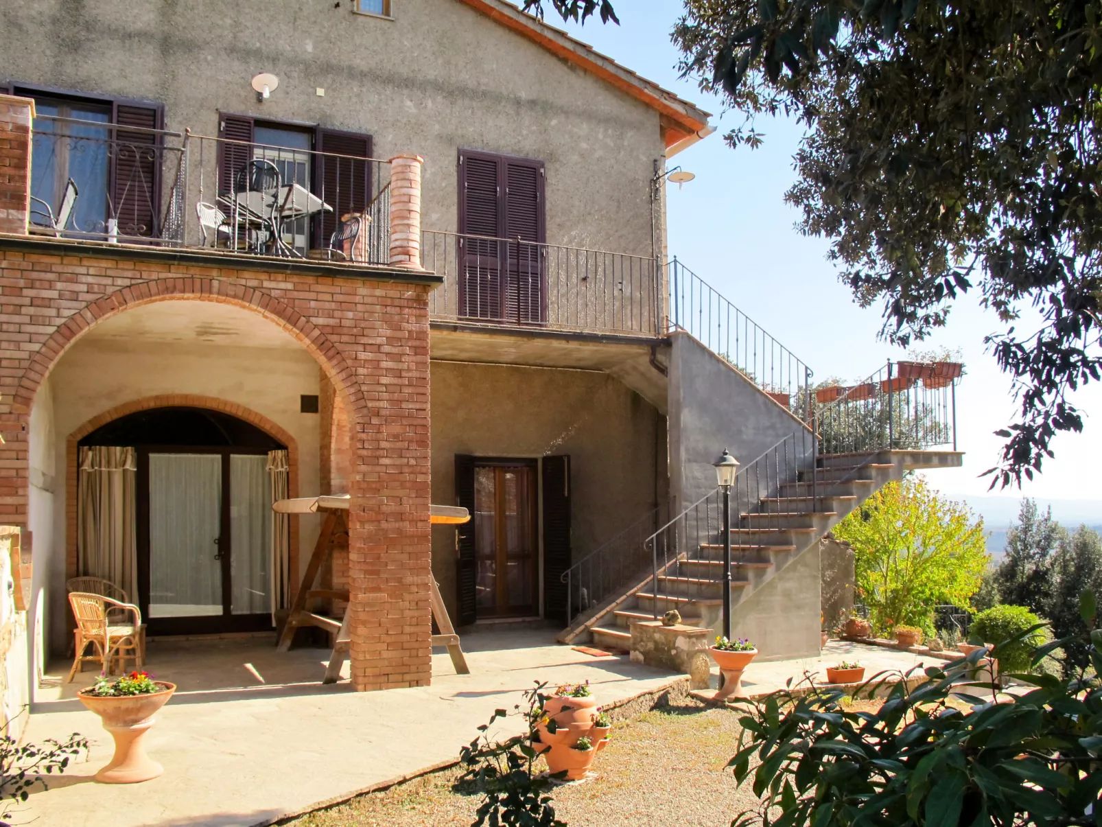 Borgo Antico-Outside