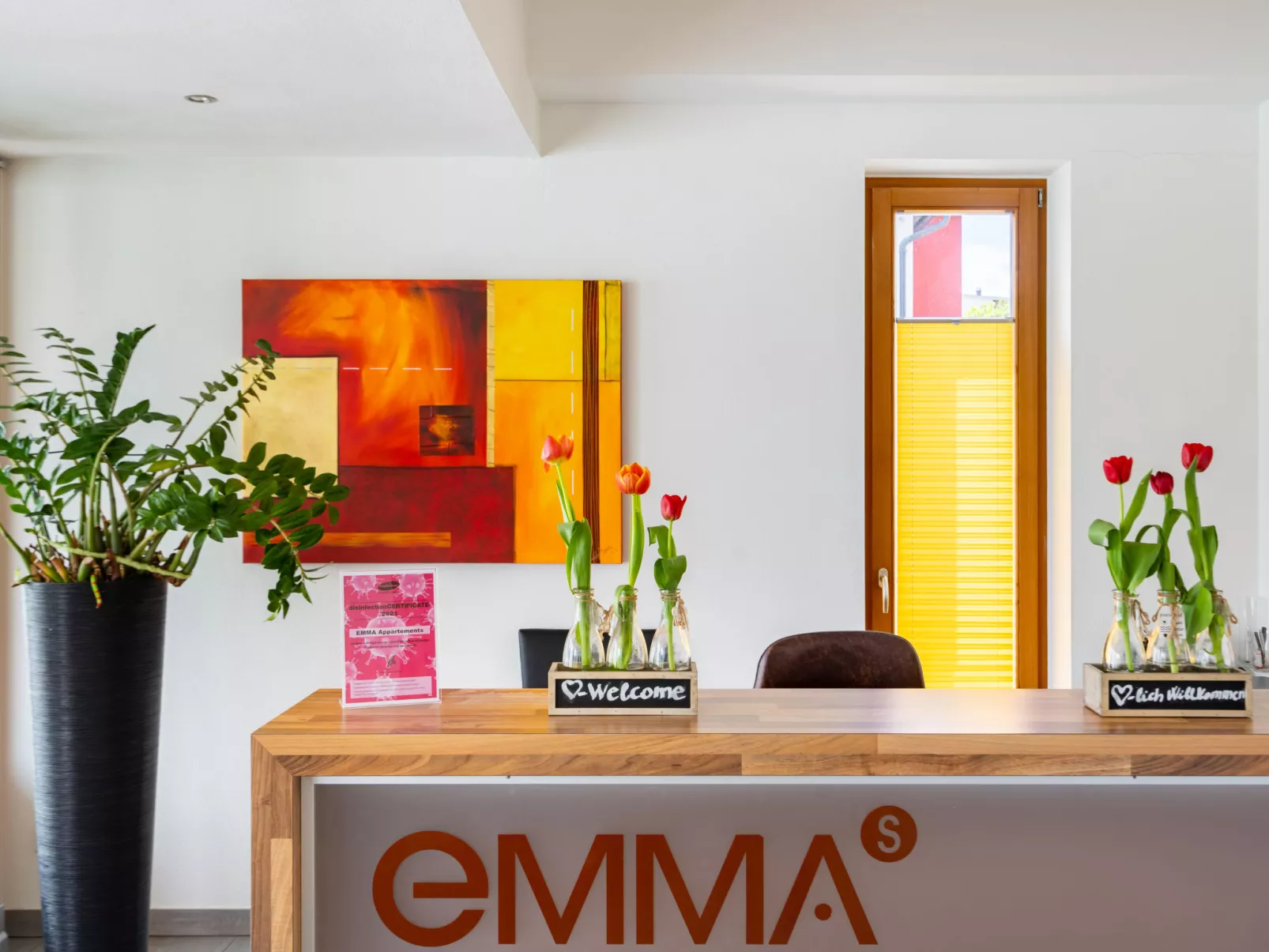 Emma-Inside