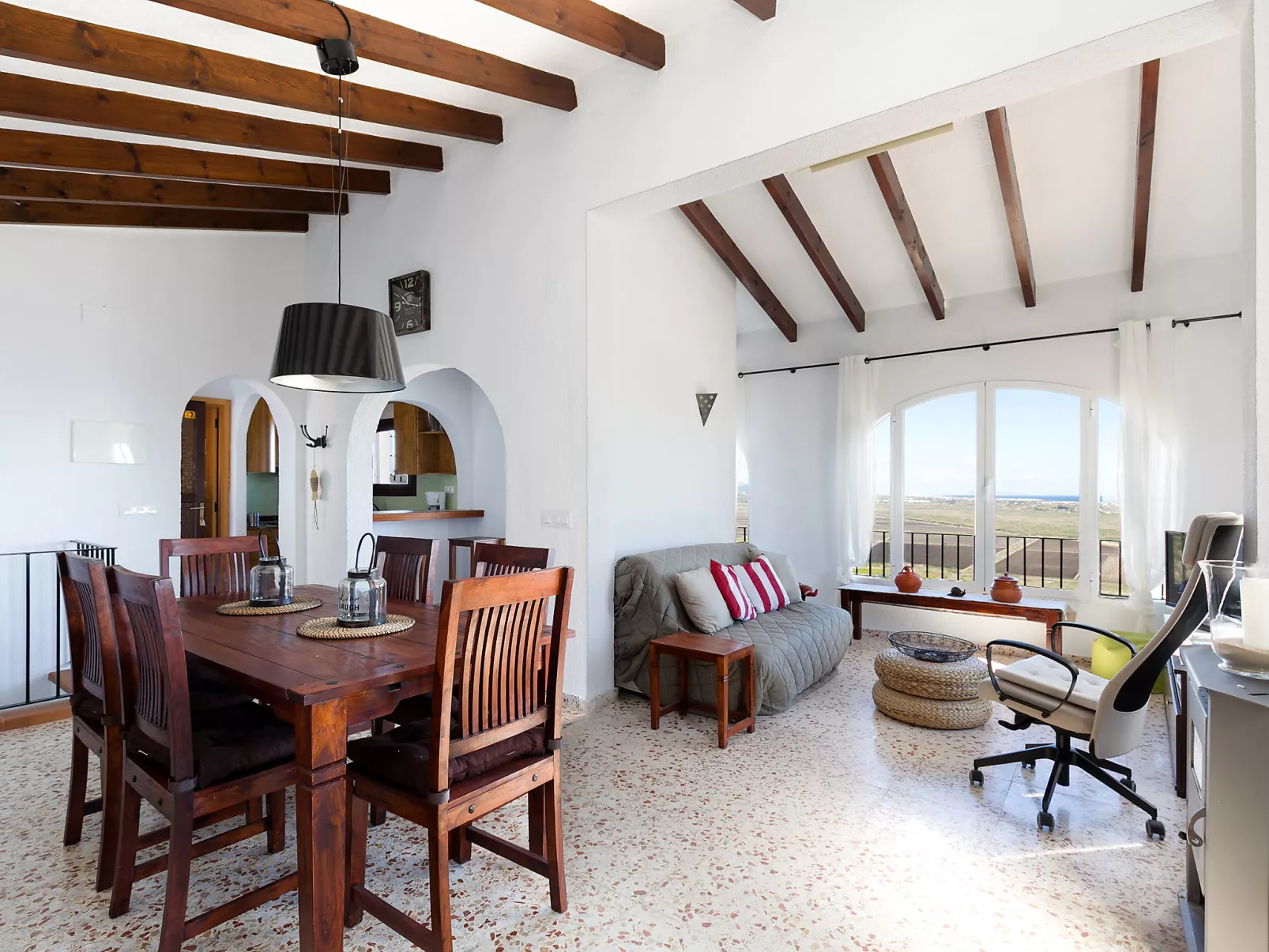 Villa Flores-Inside