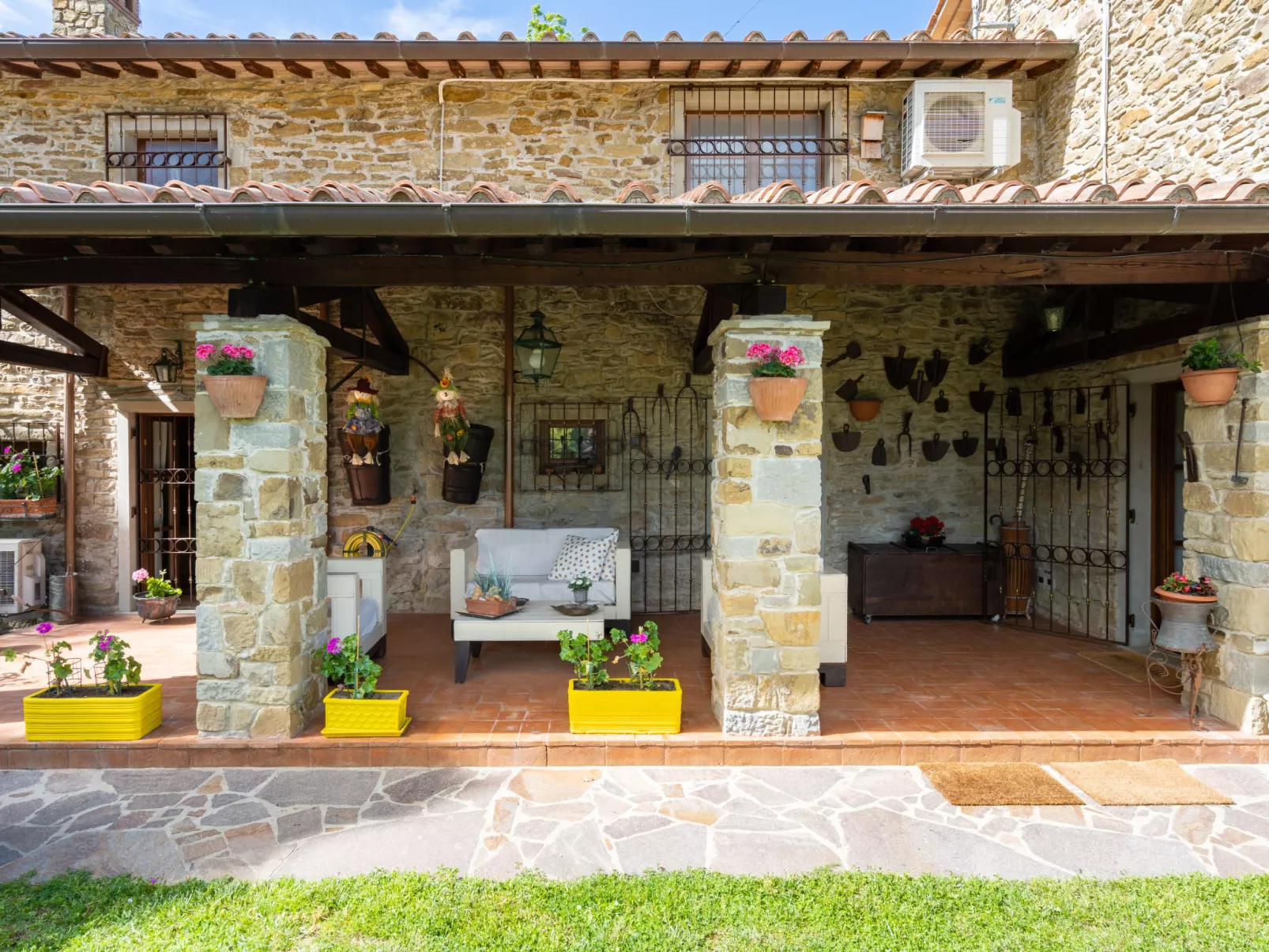 Podere Il Castello-Outside