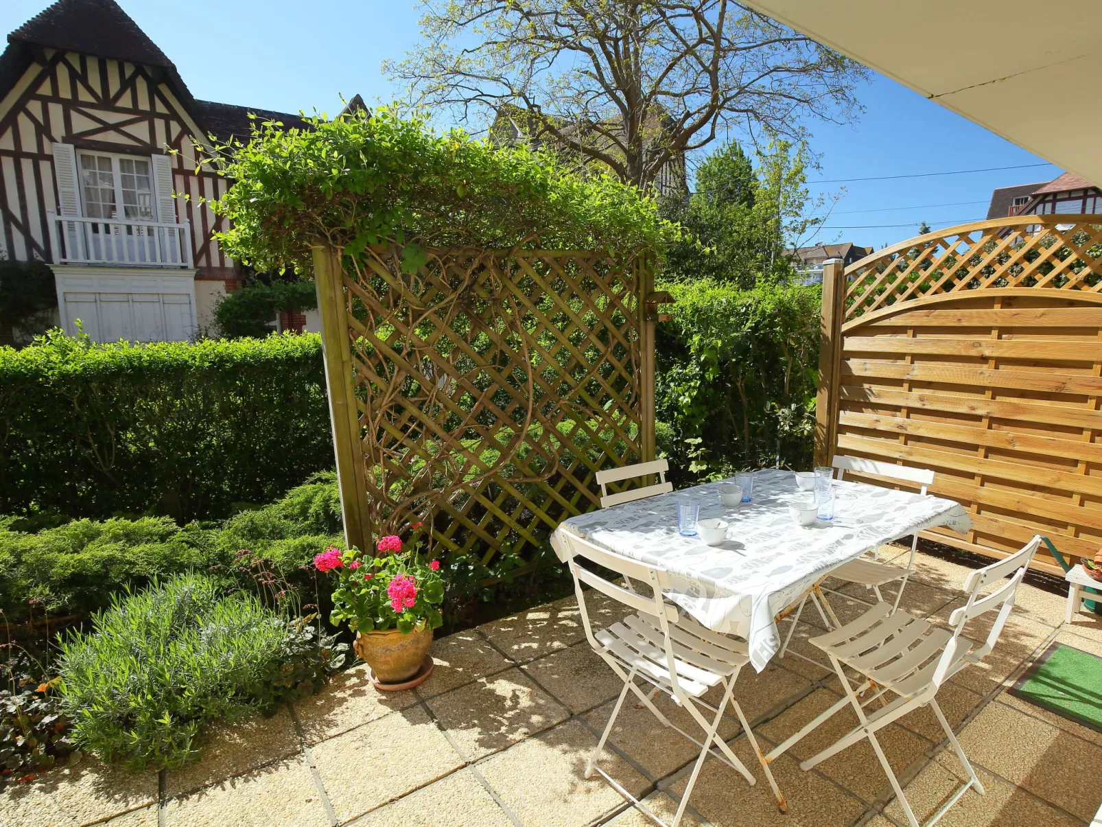 Jardins du Casino-Draußen