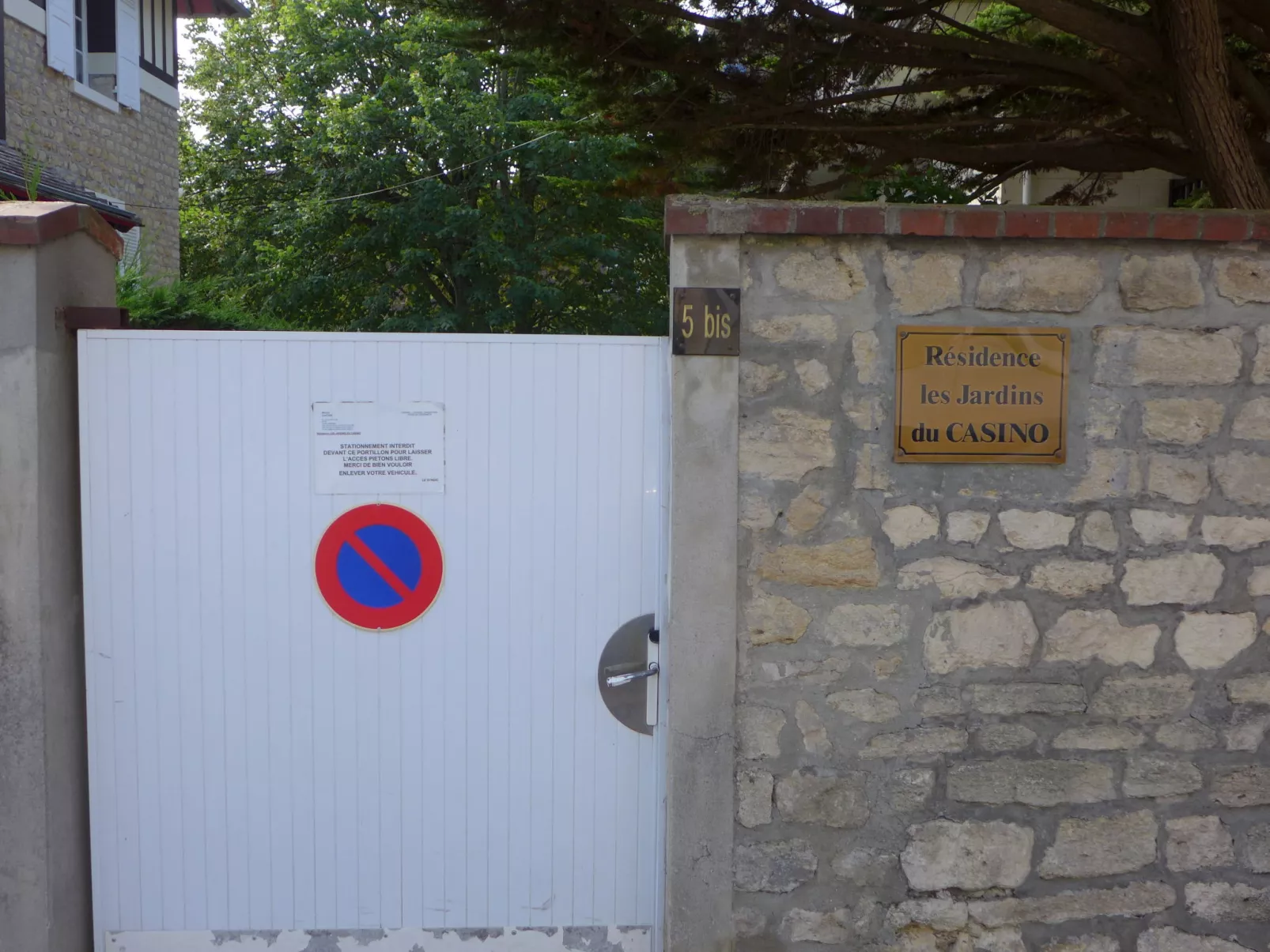Jardins du Casino-Draußen