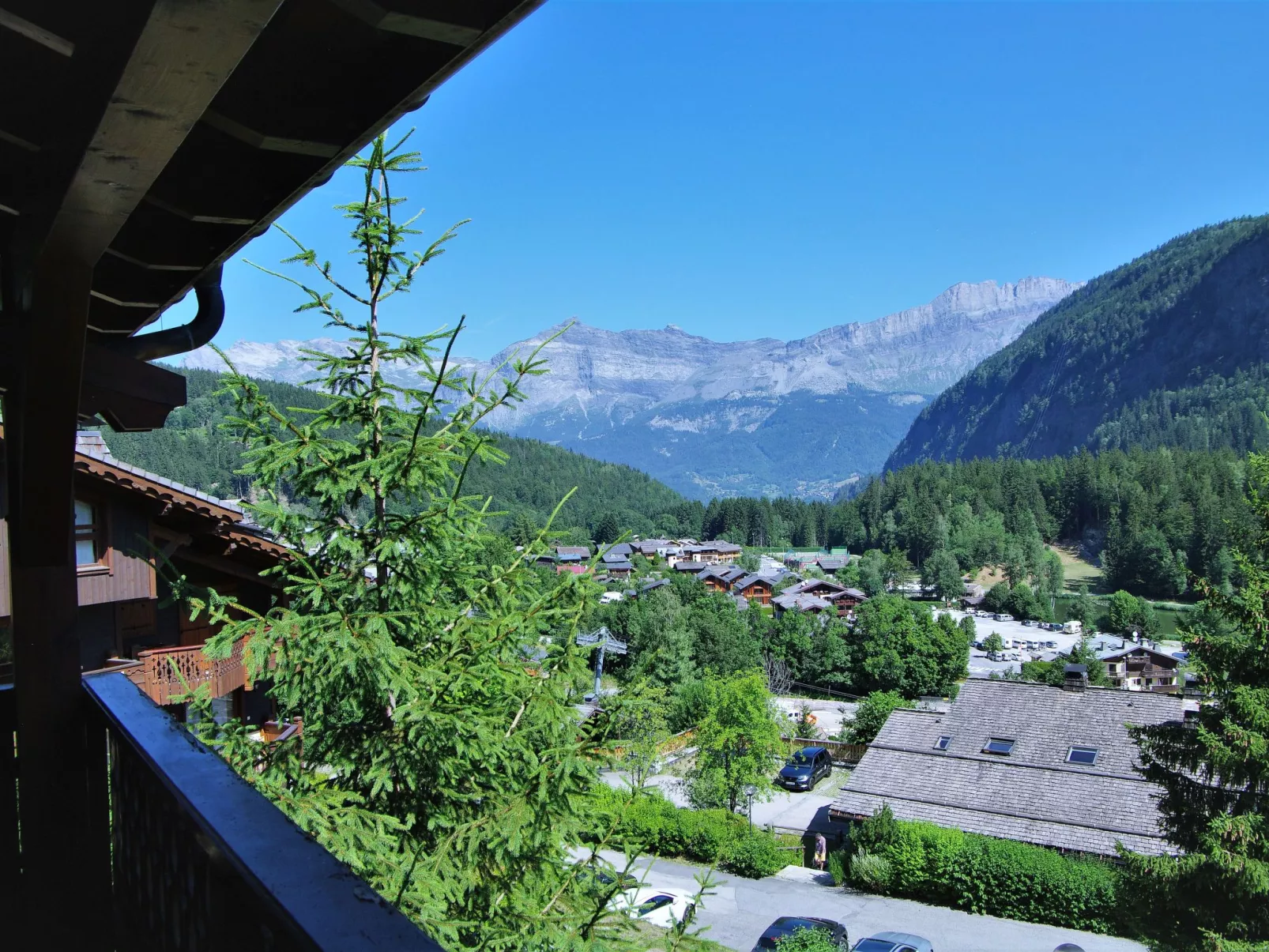 Les Hauts des Chavants --Outside