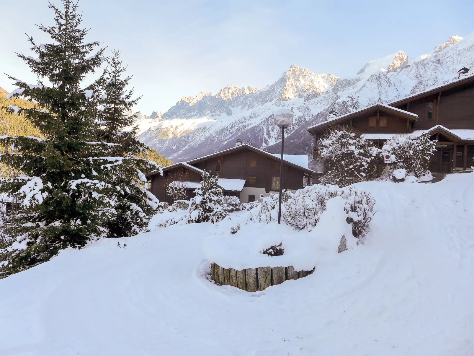 Les Hauts des Chavants --Outside