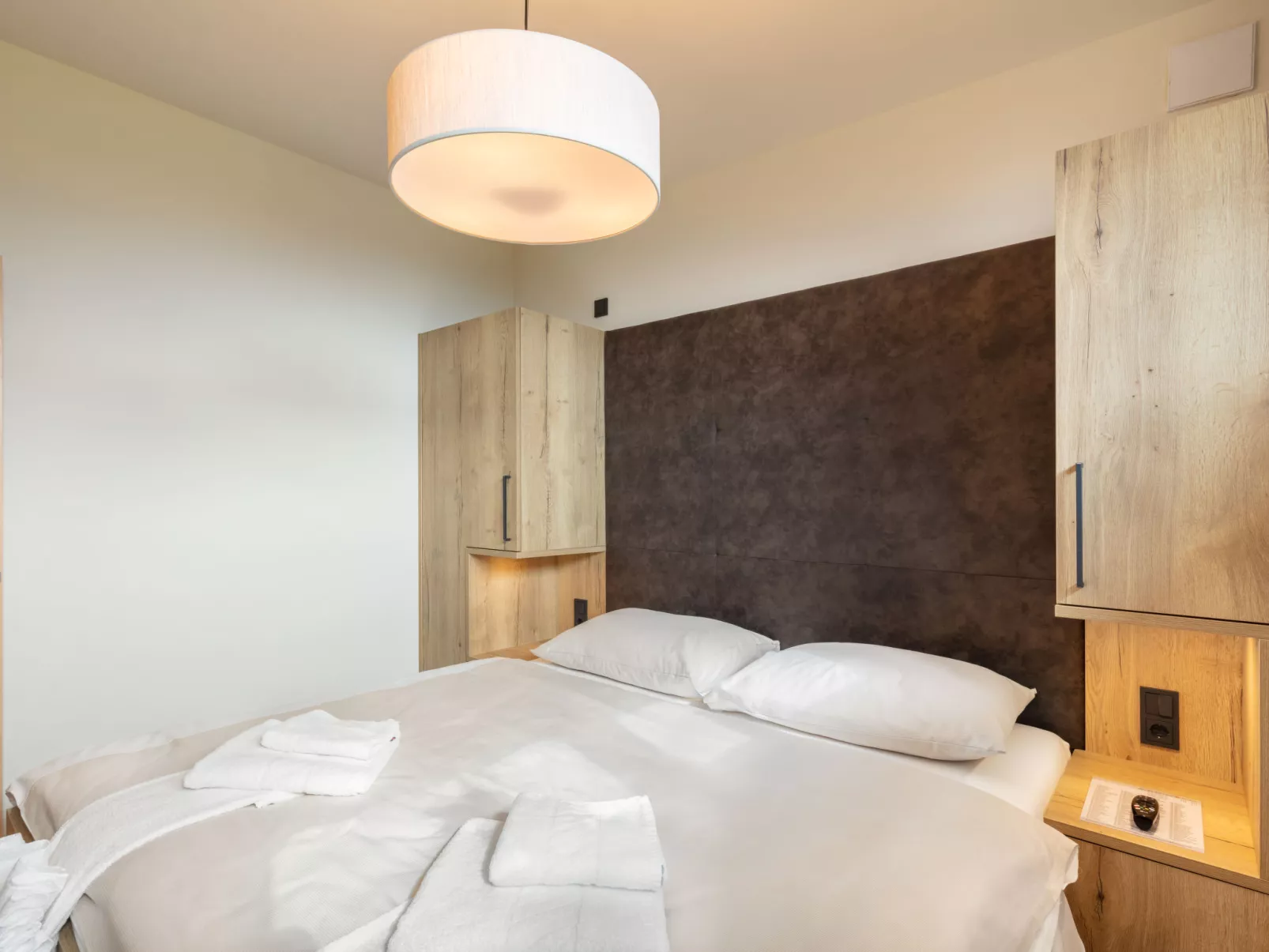 Emma Deluxe Aparthotel-Inside
