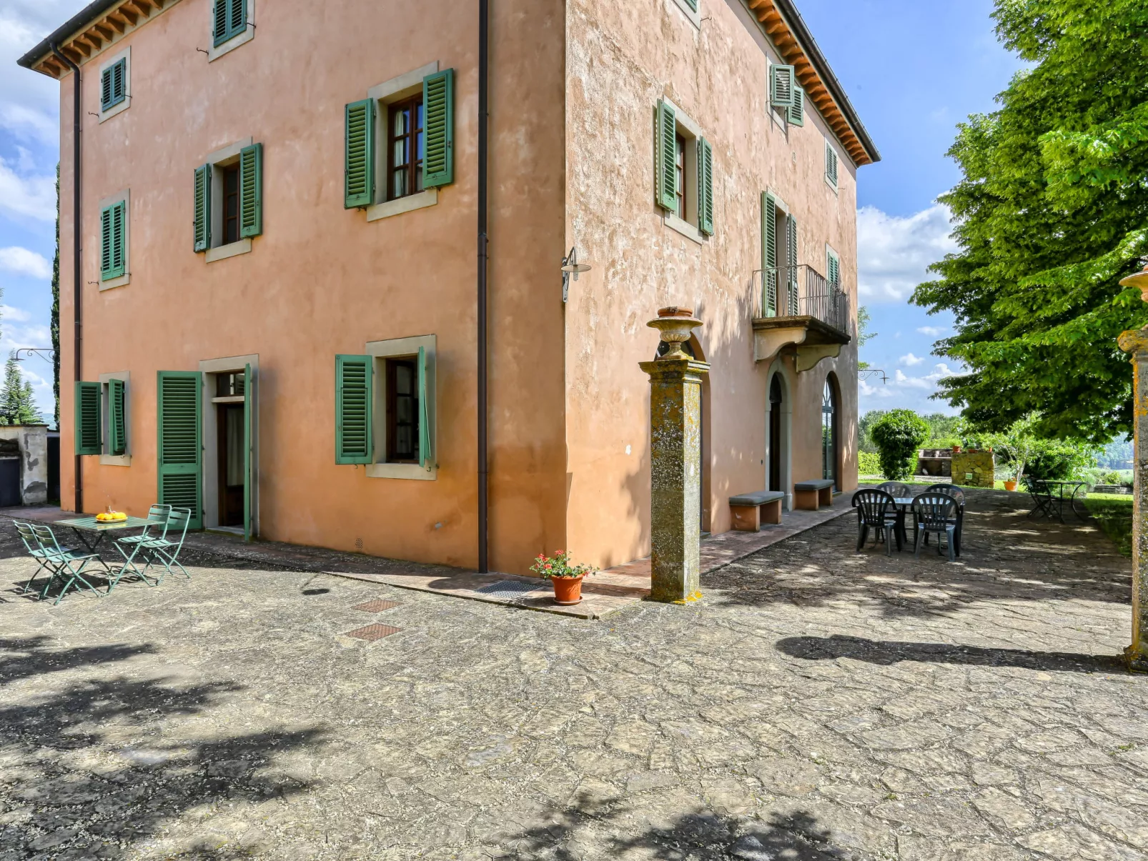Chiantishire retreat-Draußen