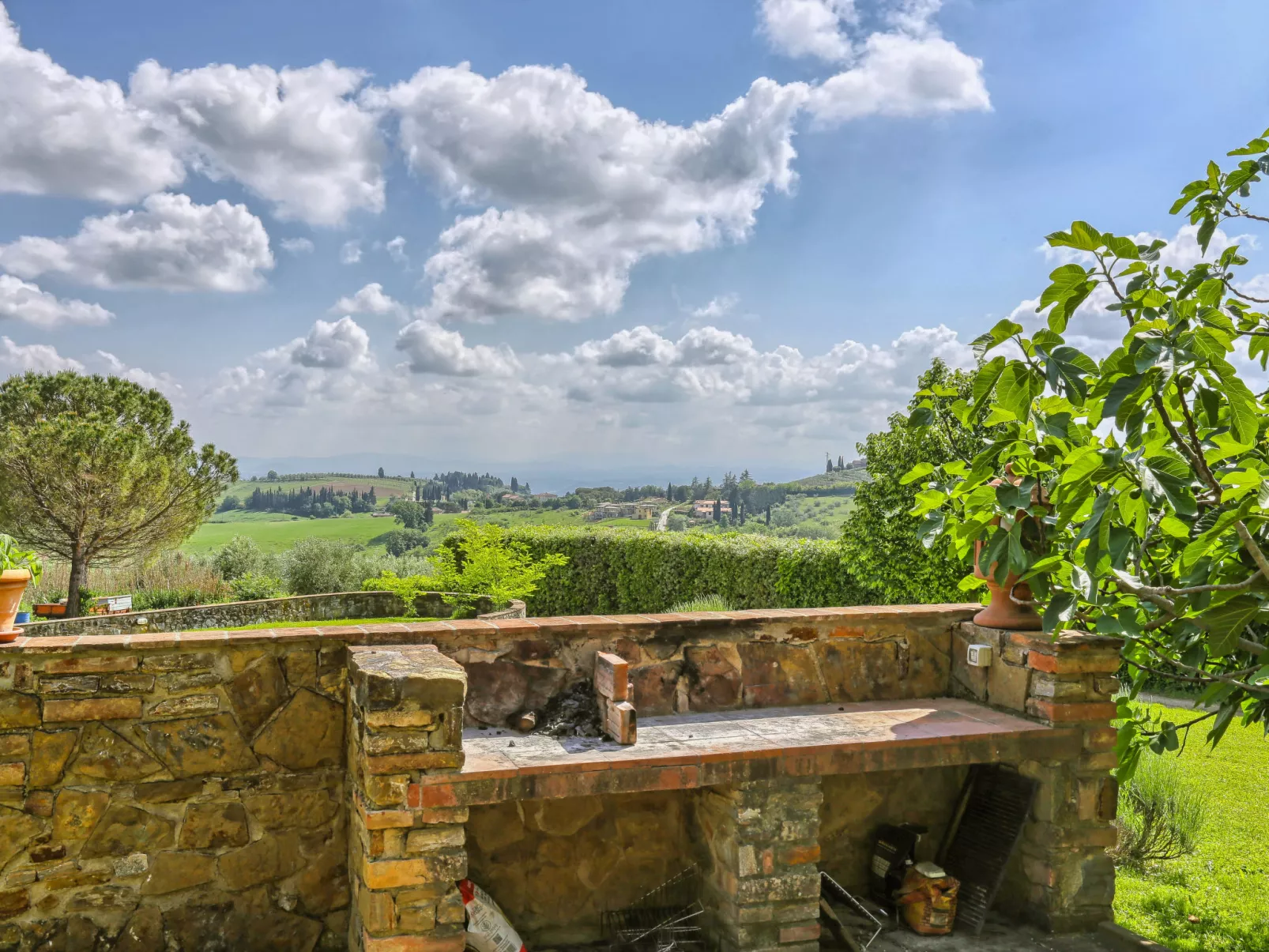 Chiantishire retreat-Draußen