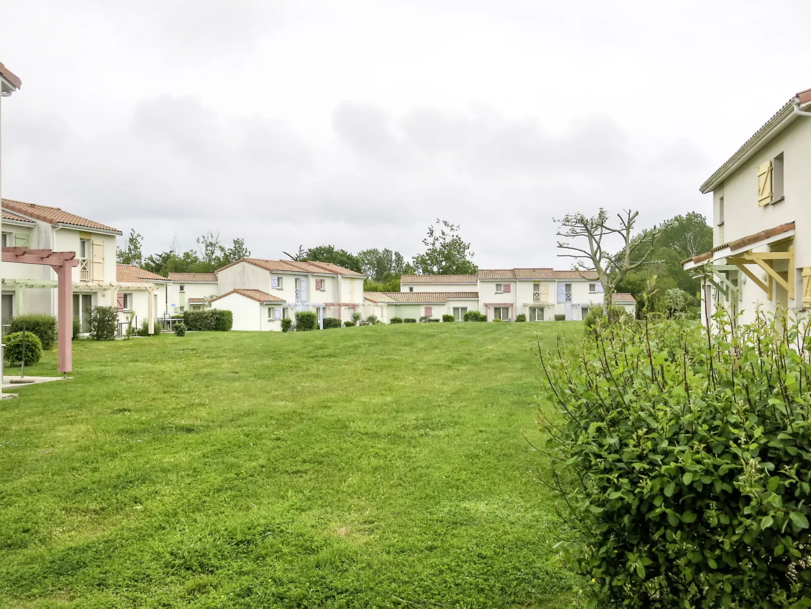 Le Village de la Mer-Outside