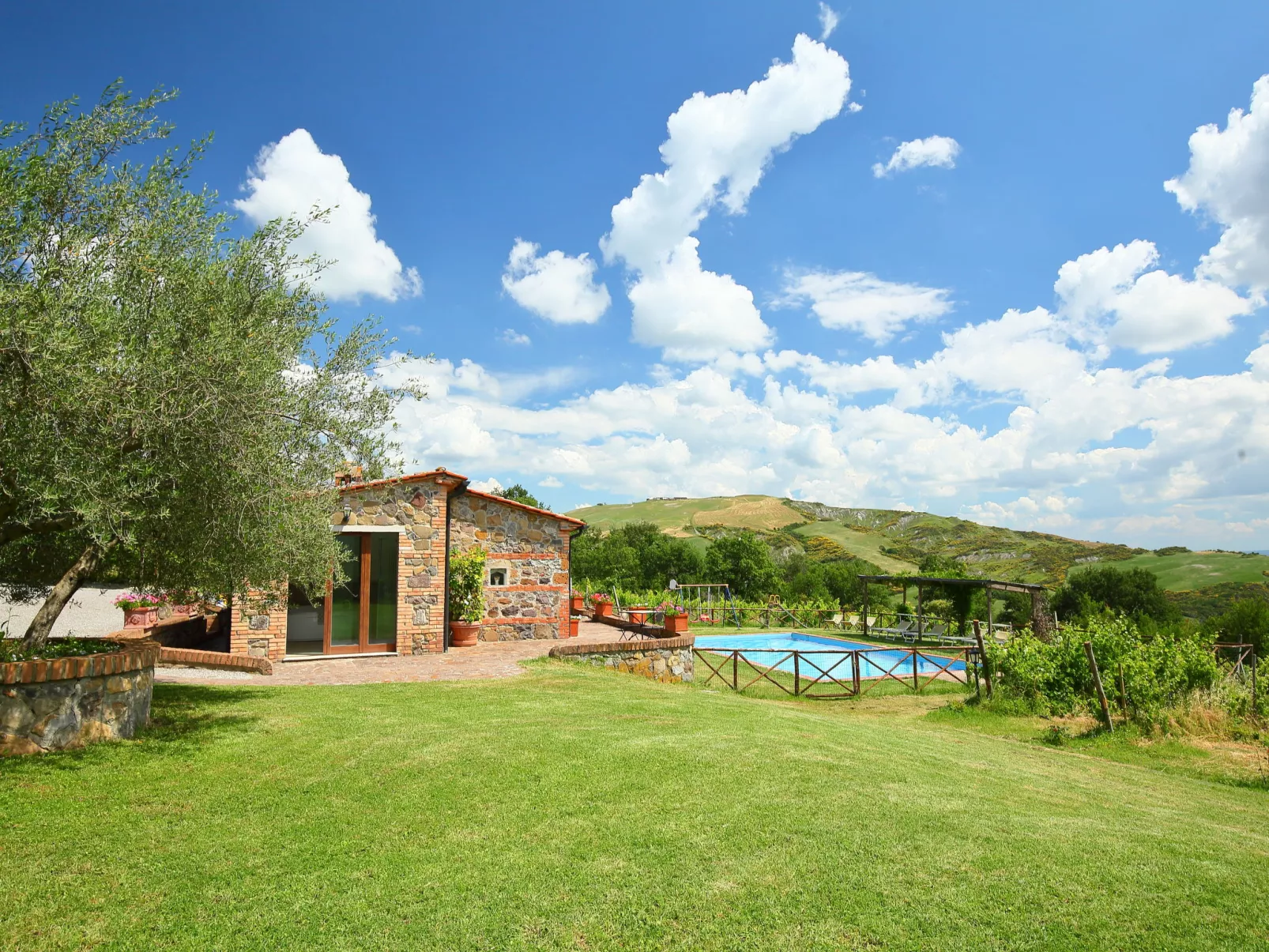 Val d'Orcia-Outside