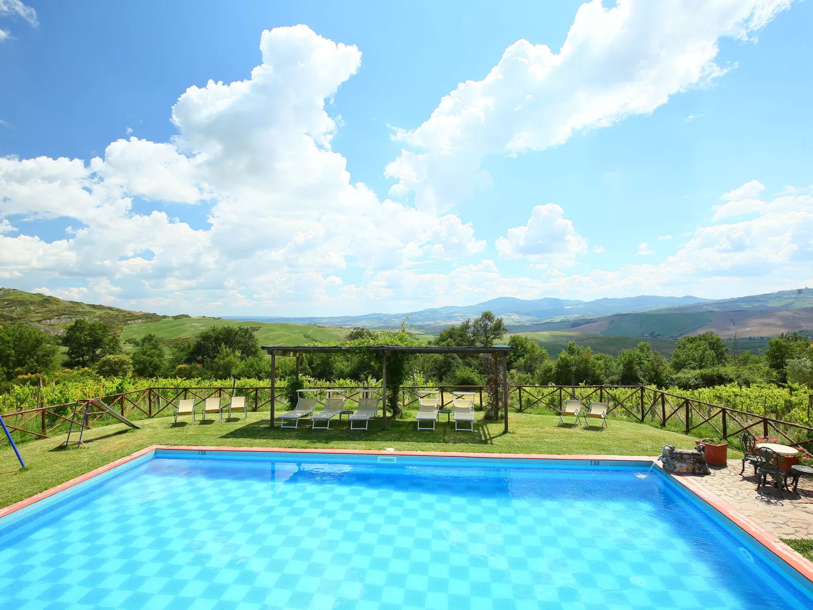Val d'Orcia-Outside