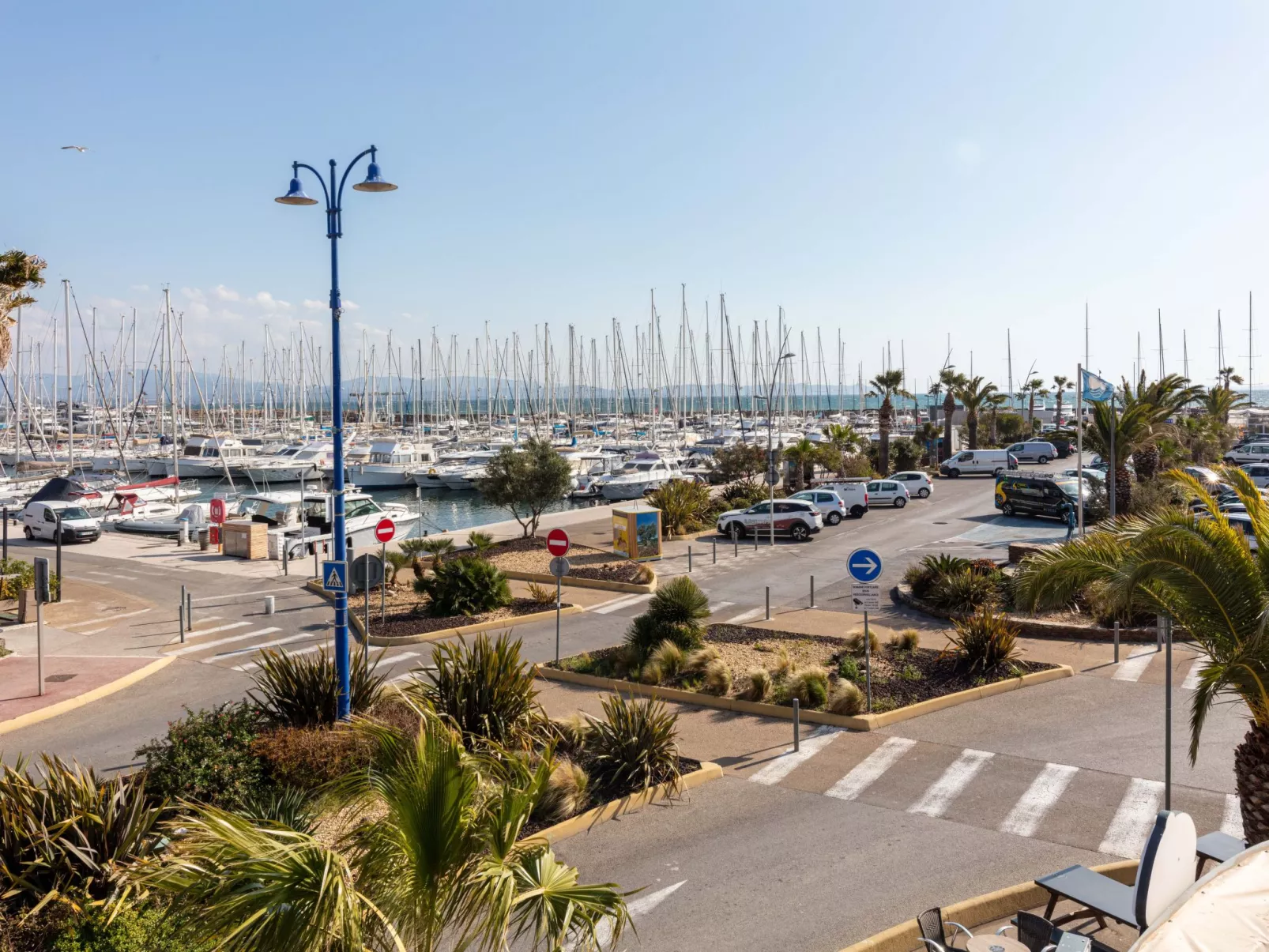 Port de La Gavine-Outside