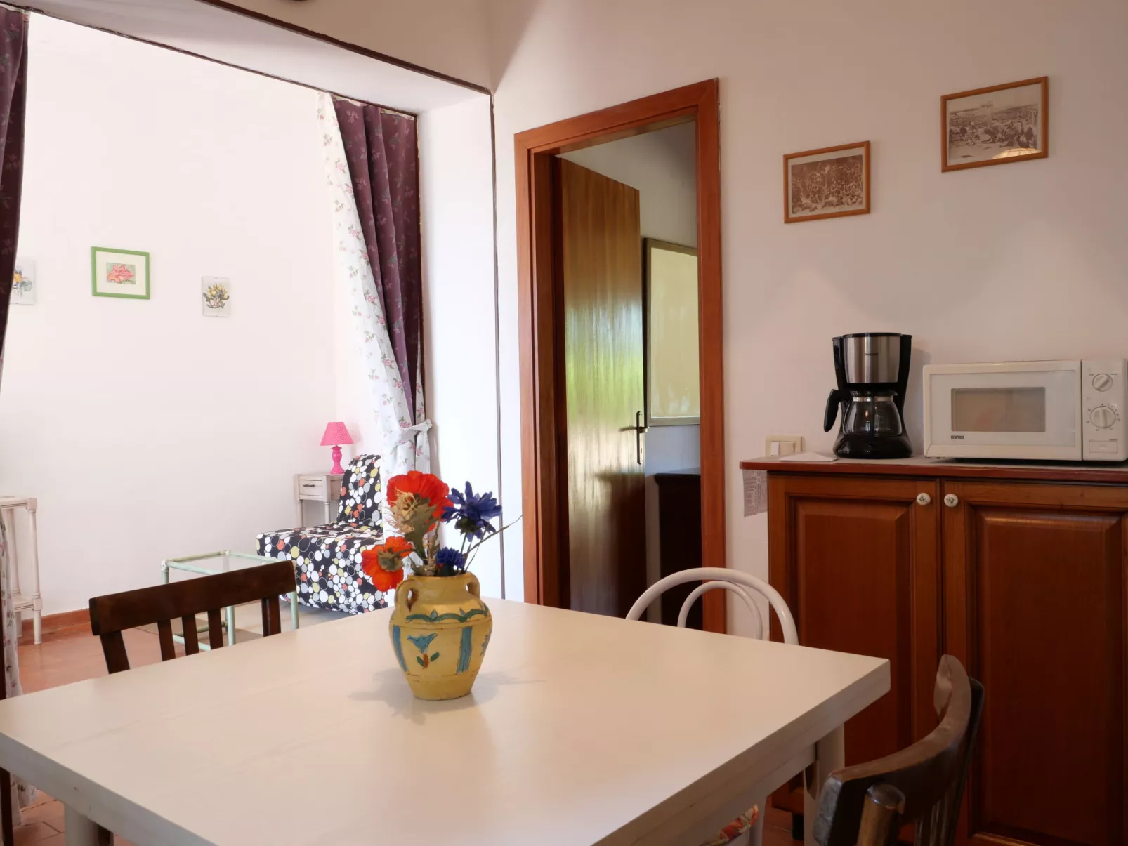Campo Fiorito-Inside