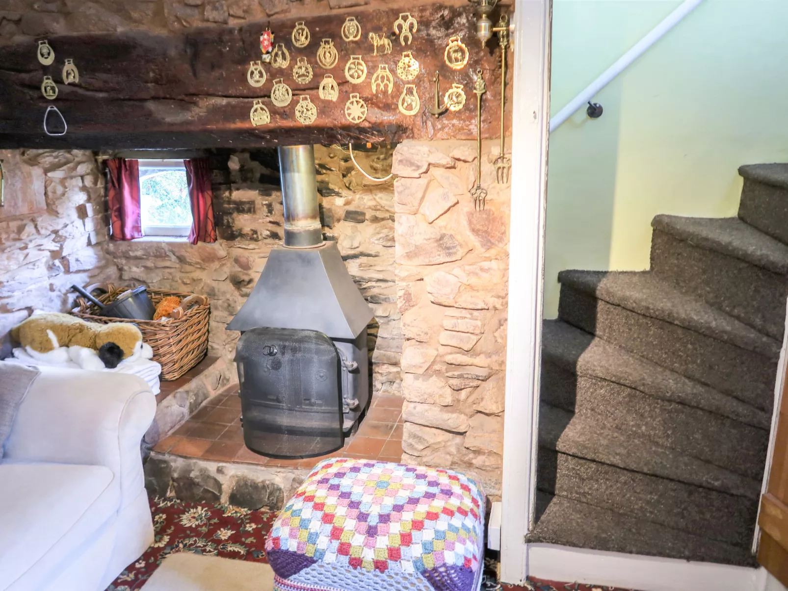 Moonfleat Cottage-Inside
