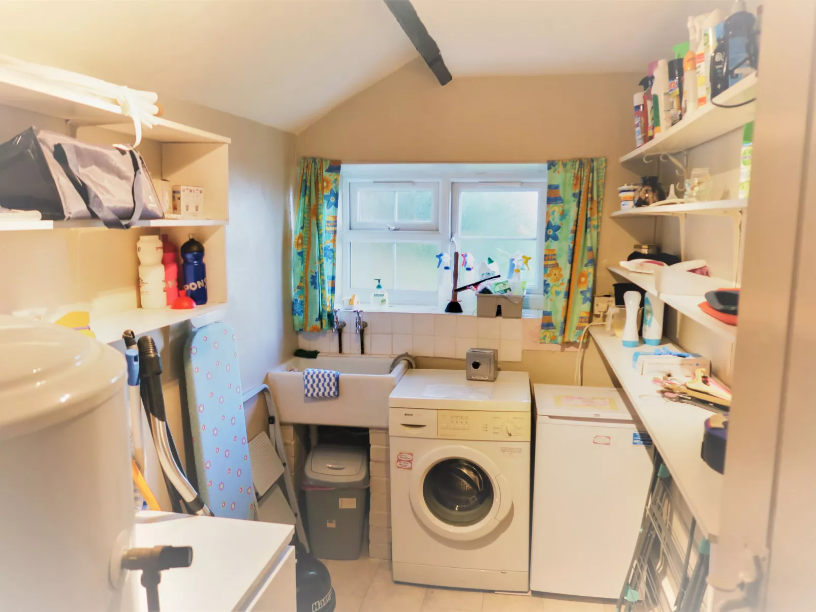 Moonfleat Cottage-Inside