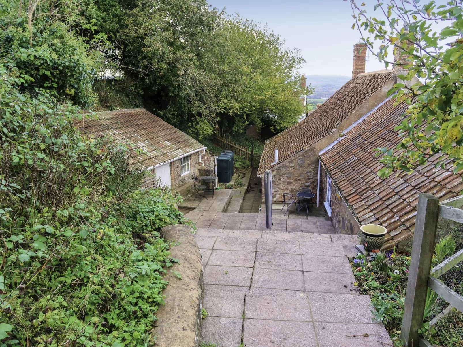 Moonfleat Cottage-Outside
