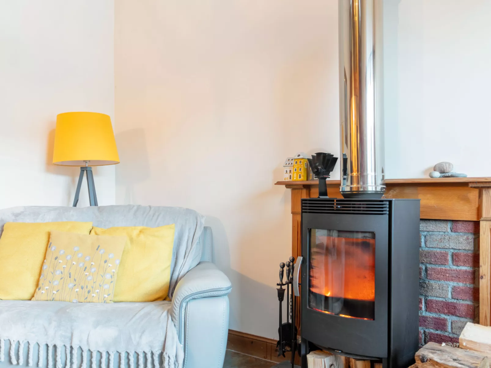Auchingoul Cottage-Inside