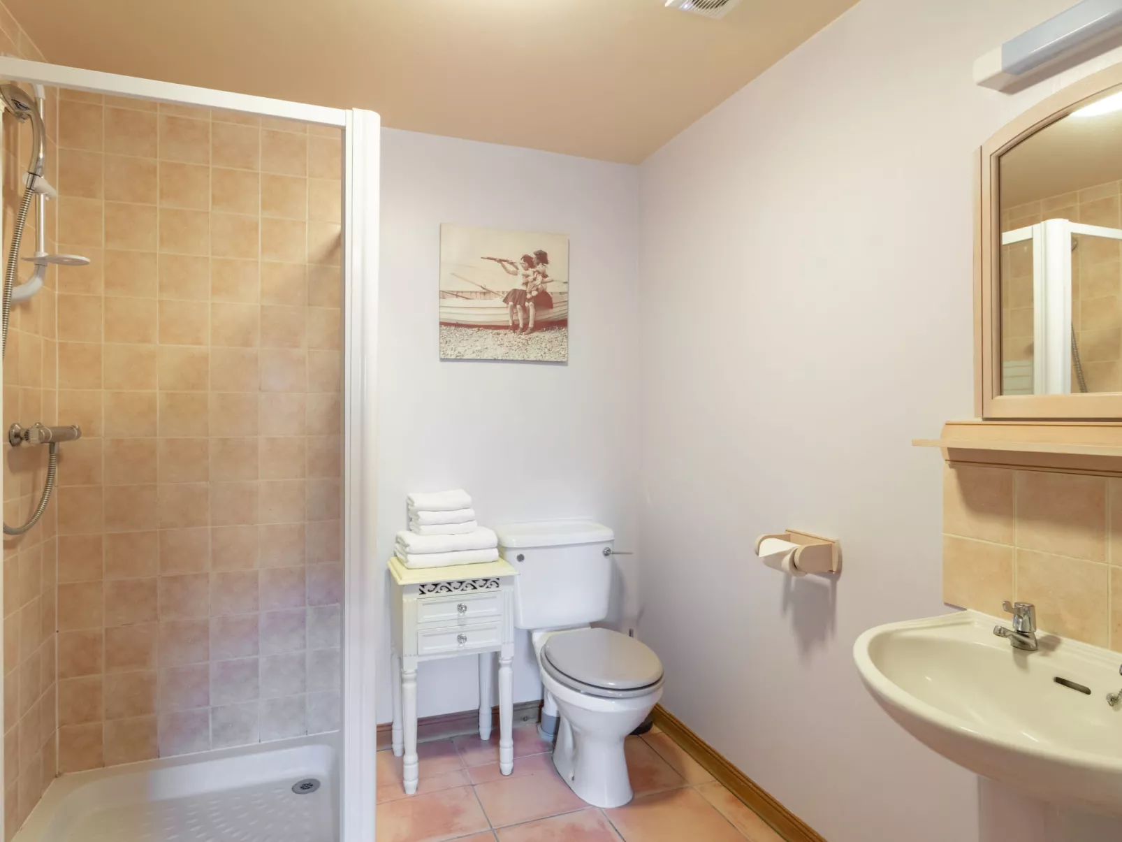 Auchingoul Cottage-Inside