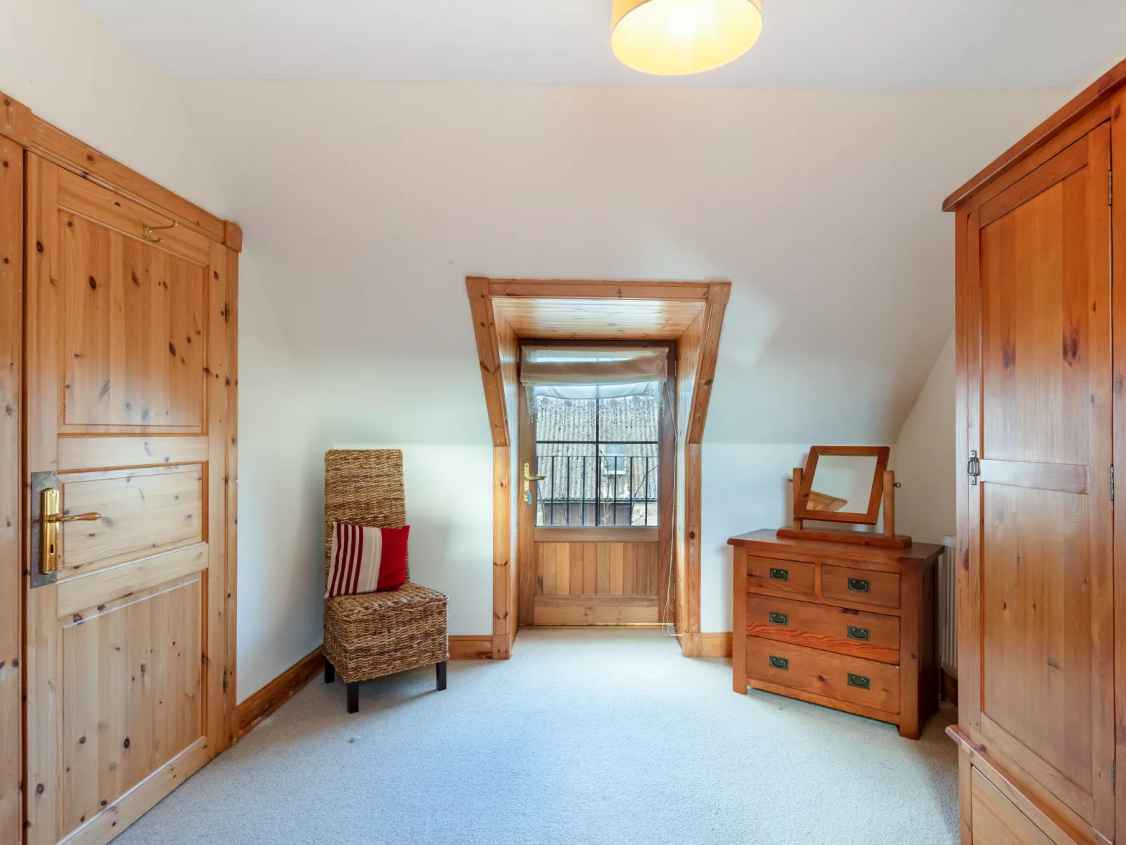 Swallow Cottage-Inside