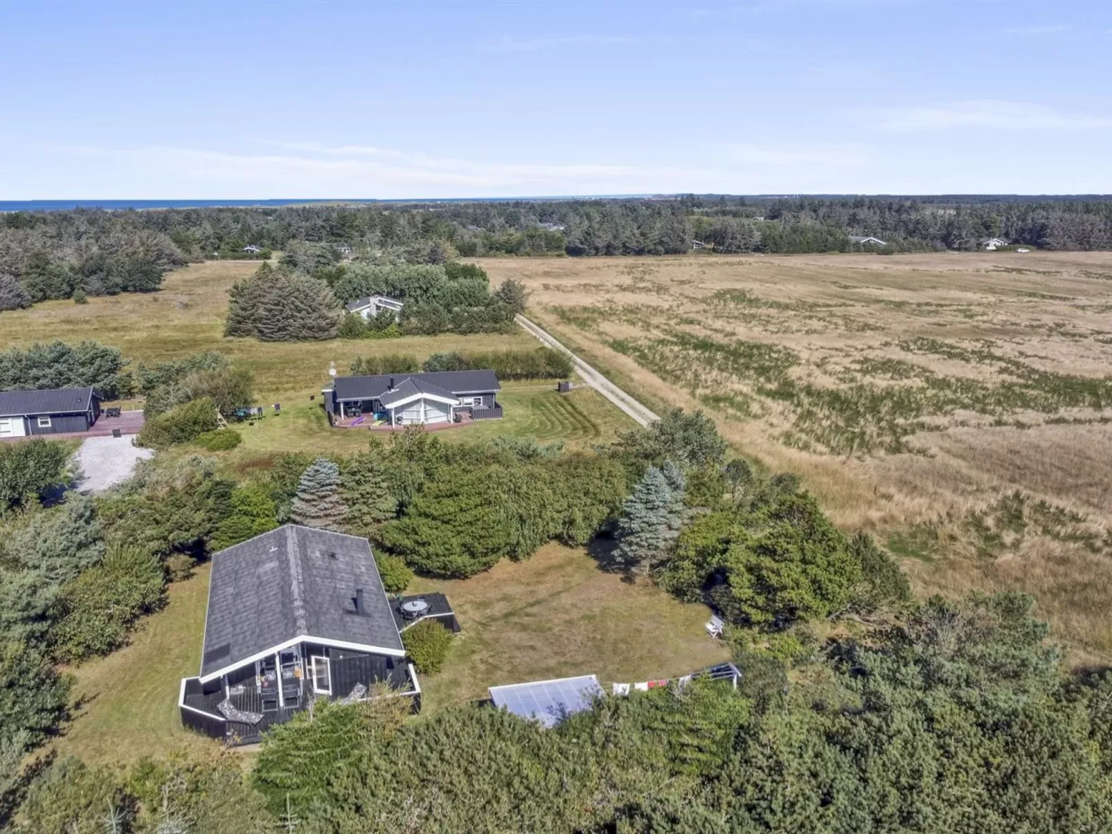 "Birgid" - 900m from the sea-Outside
