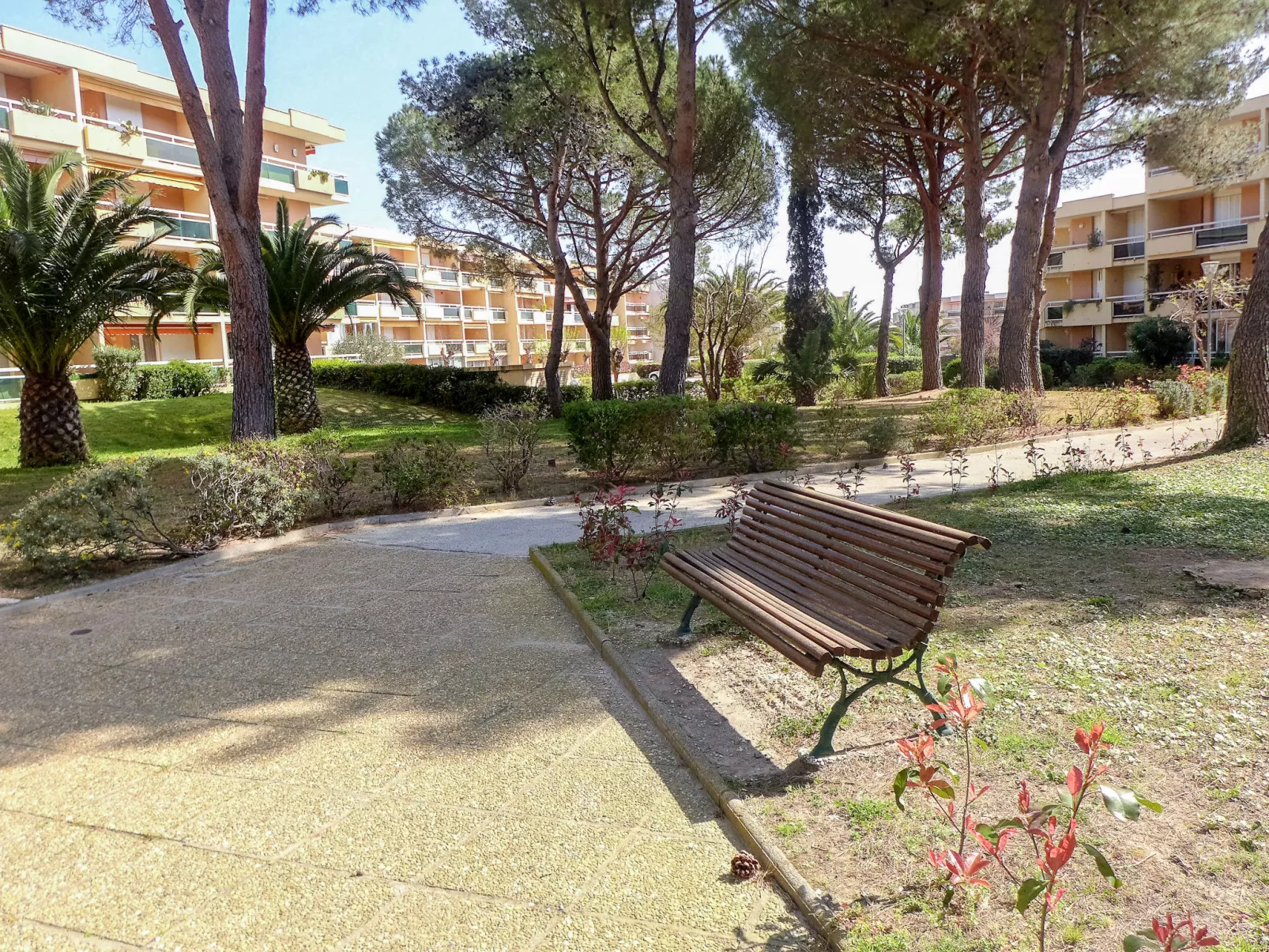 Côte d'Azur-Outside