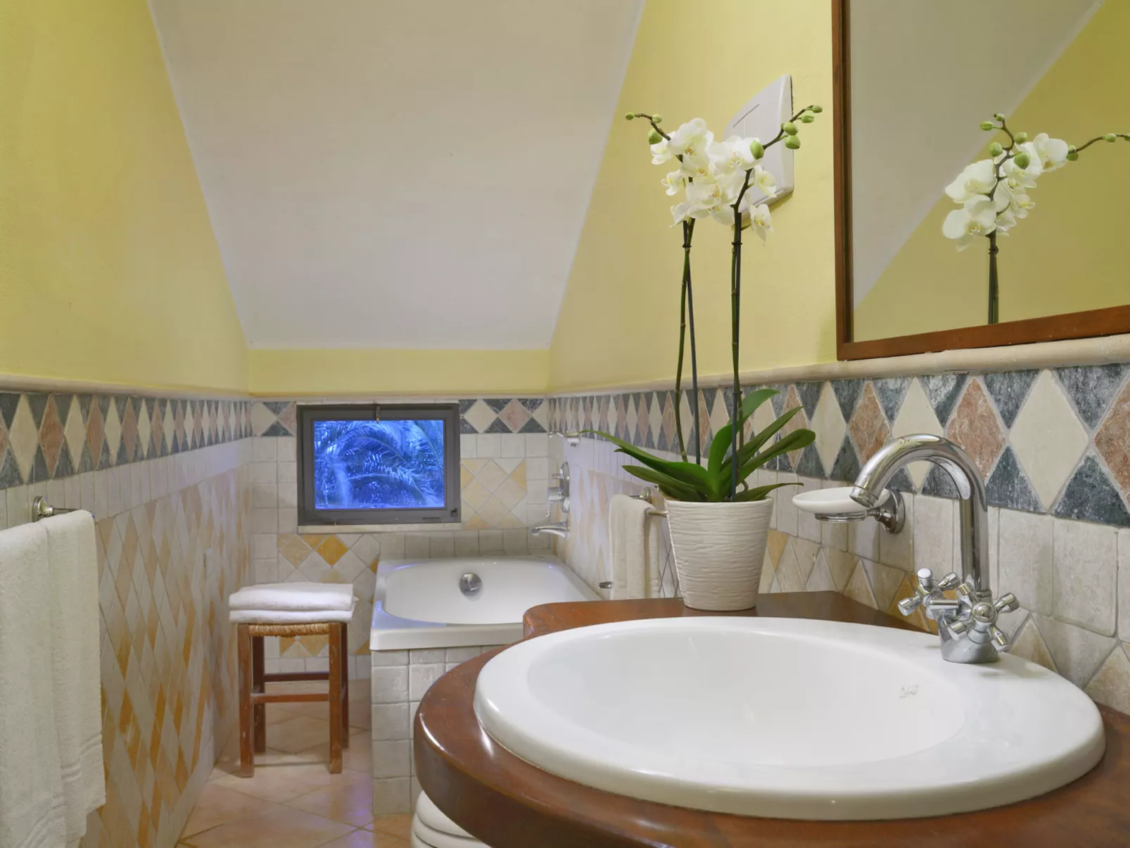 Le Capanne II-Inside