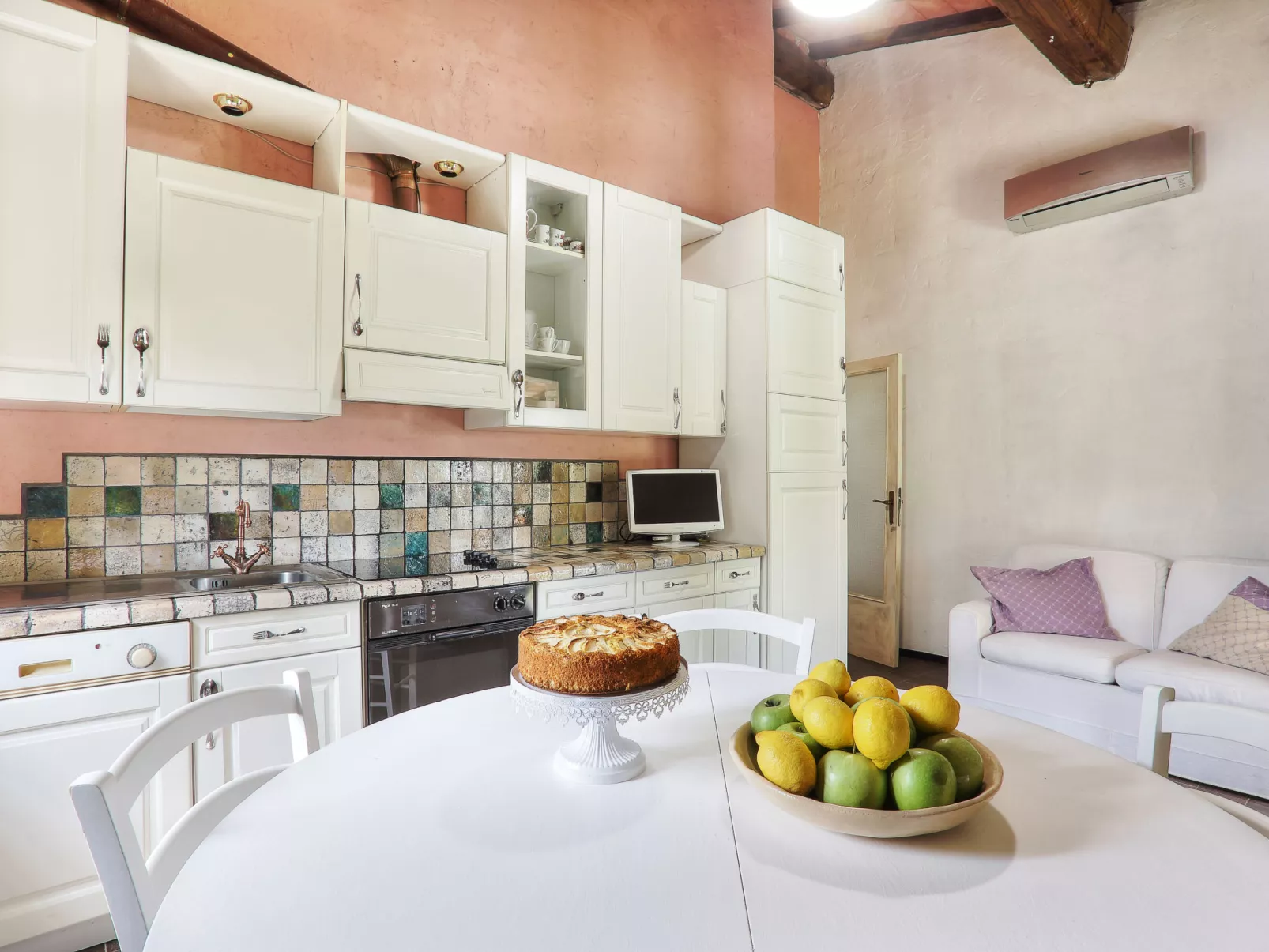 Sweet Maremma-Drinnen