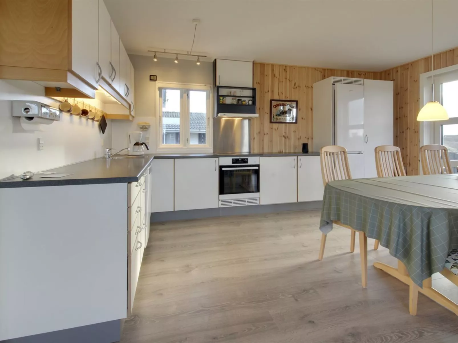 "Viveka" - 500m from the sea-Drinnen