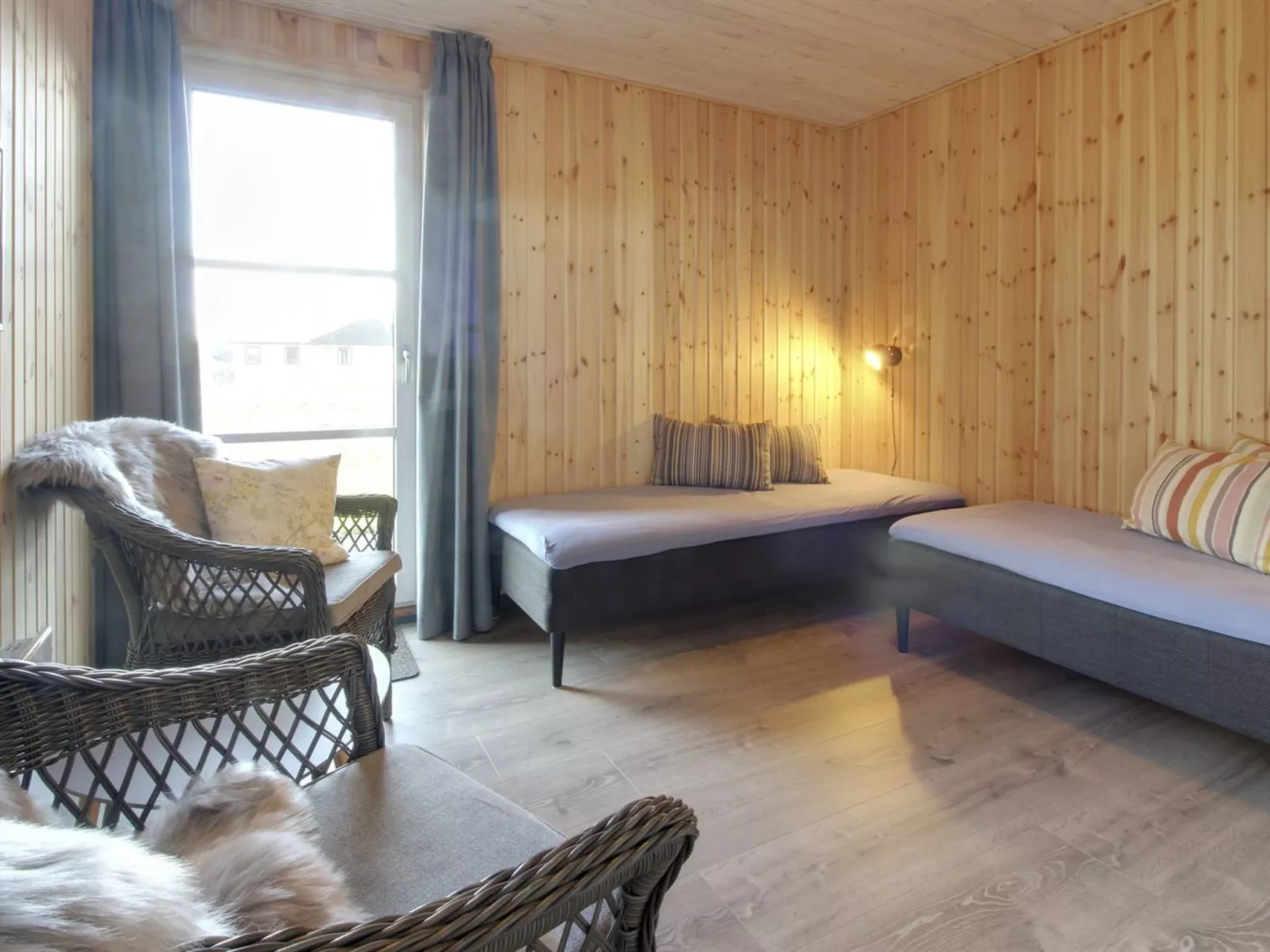 "Viveka" - 500m from the sea-Drinnen