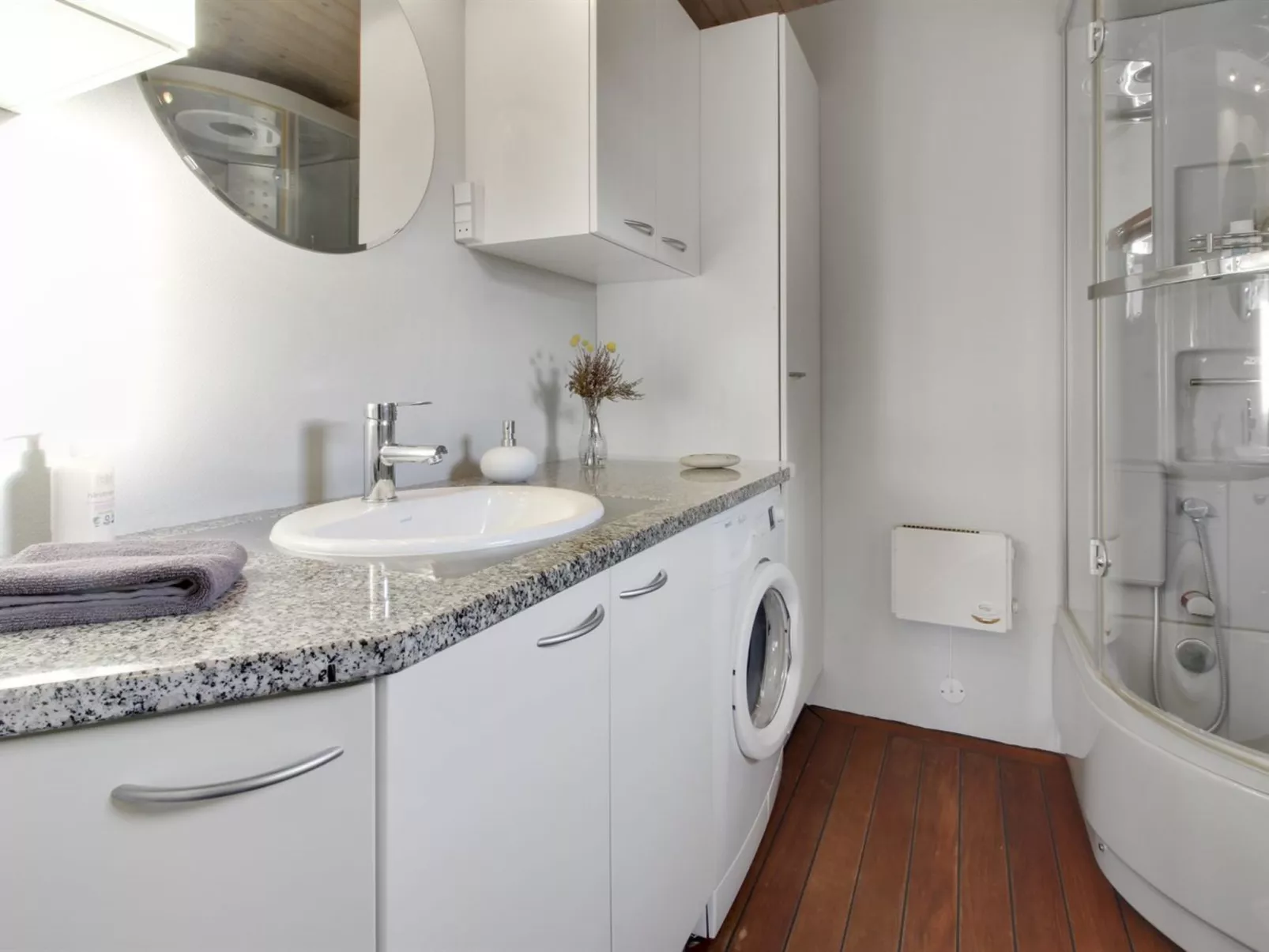 "Viveka" - 500m from the sea-Drinnen