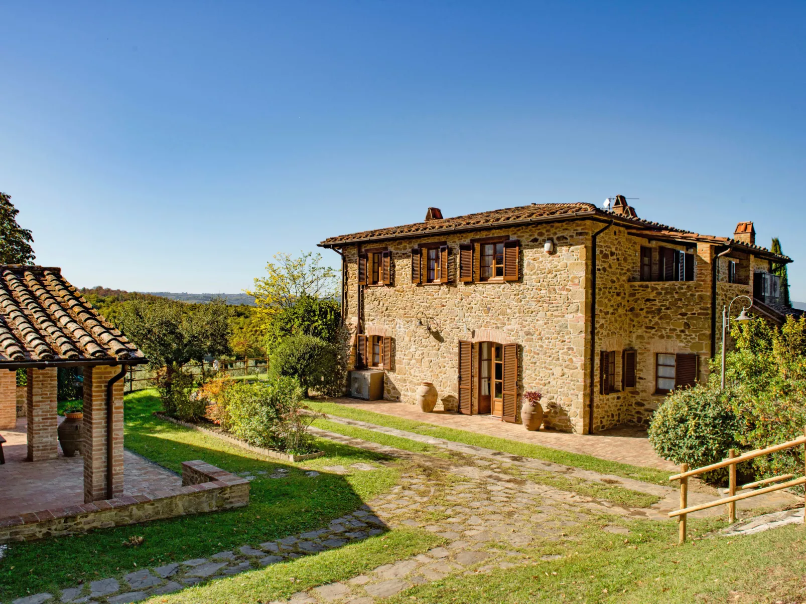 Malagronda-Outside