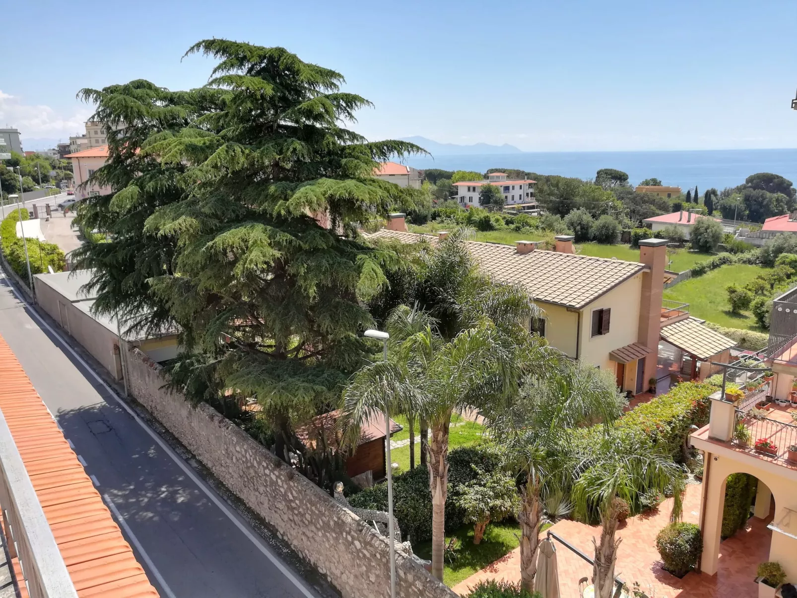 La Terrazza Di Dinky-Outside
