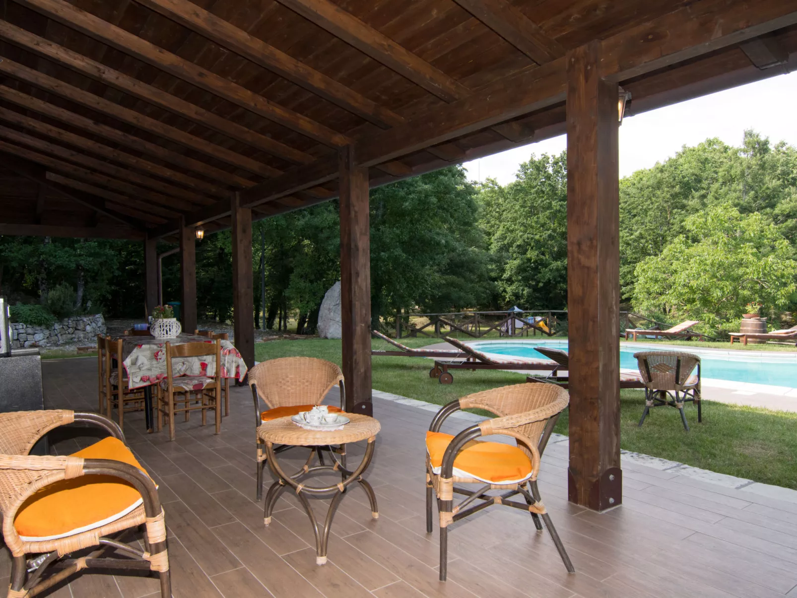 Domus Incantada-Outside