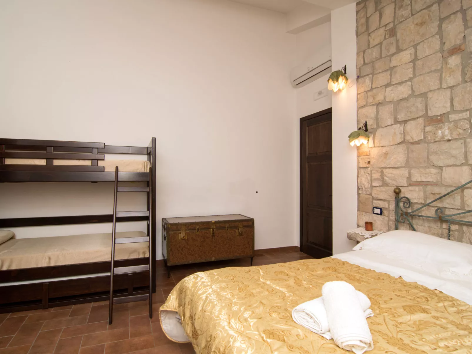 Domus Incantada-Inside