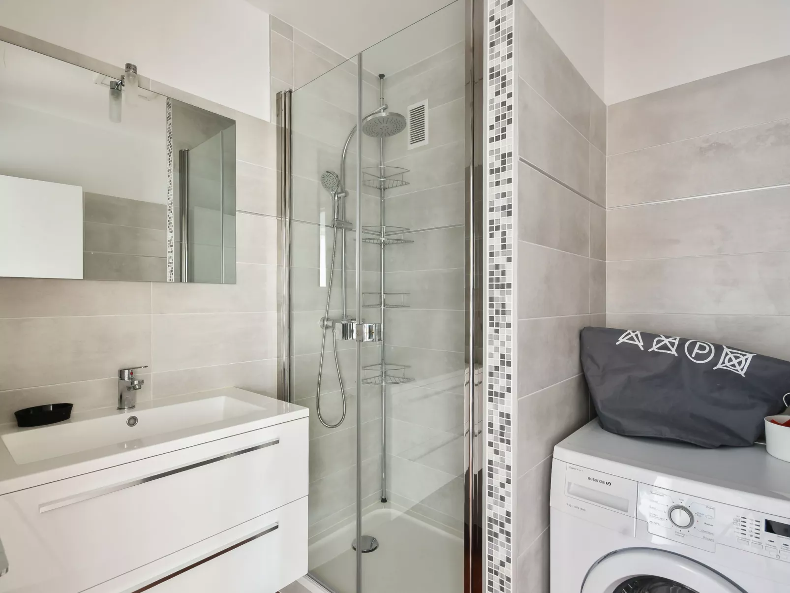 Le Clos Marin-Inside