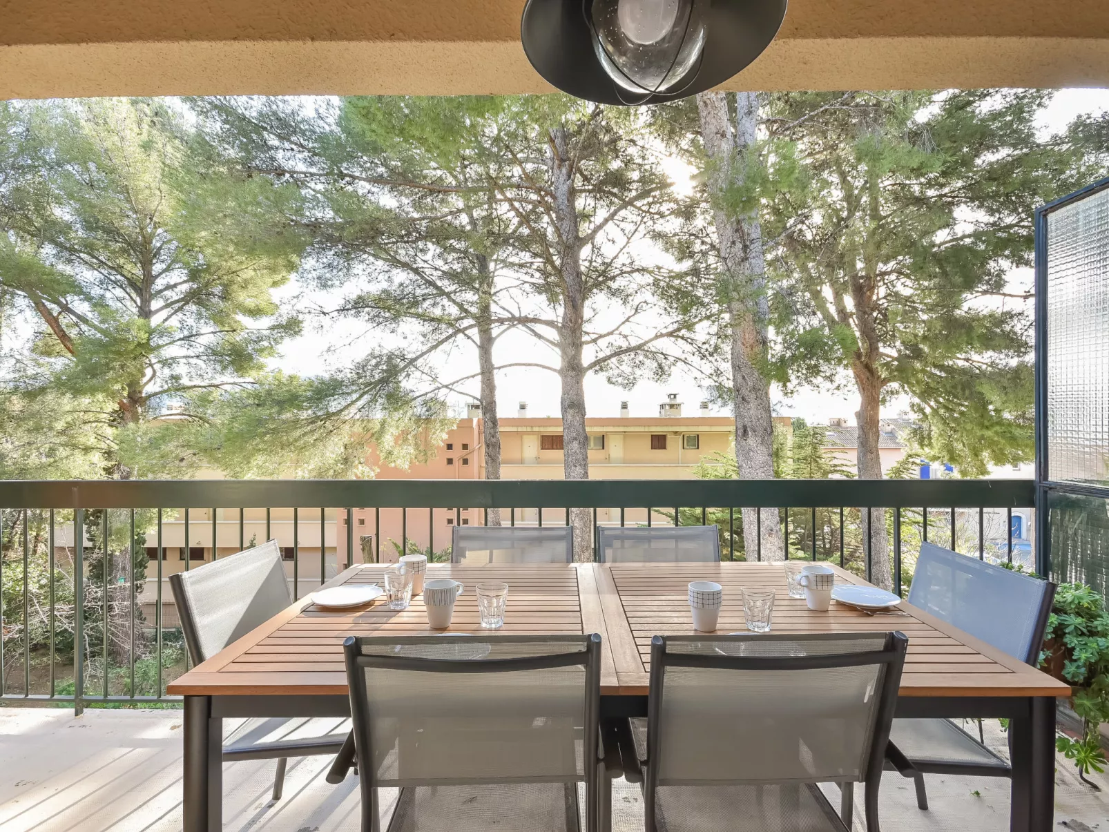 Le Clos Marin-Outside