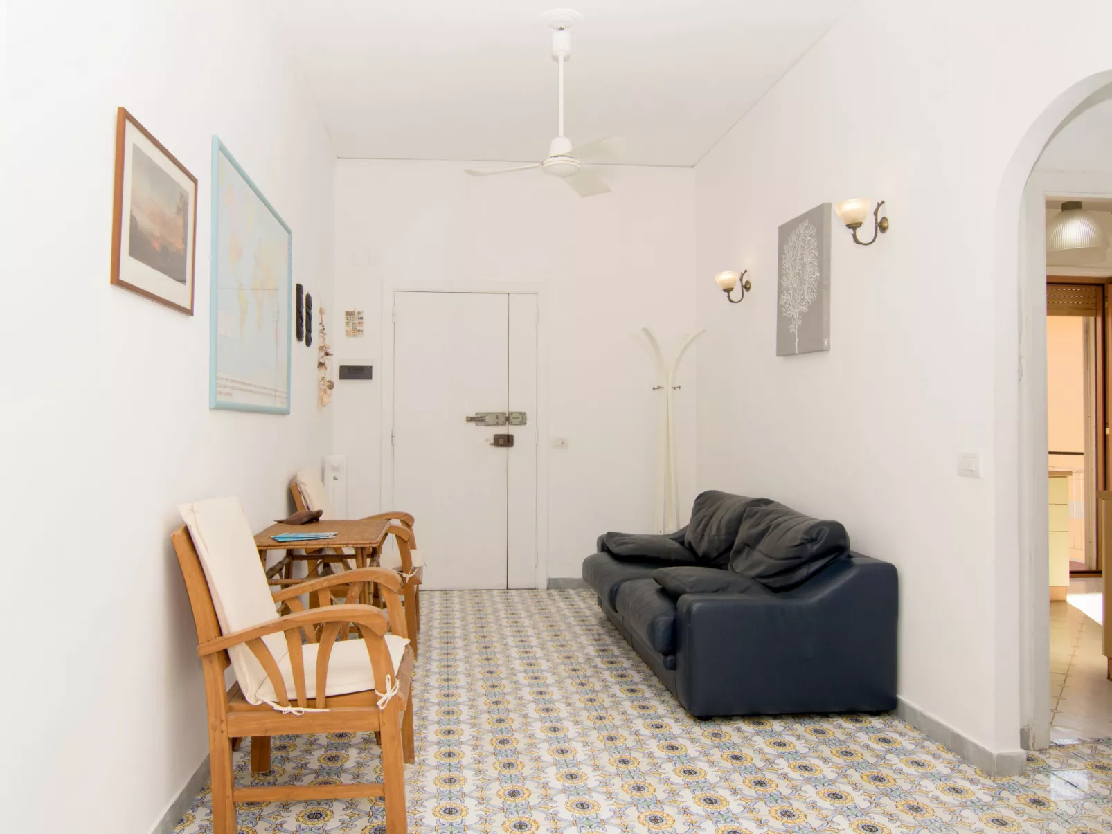 Top Floor-Inside