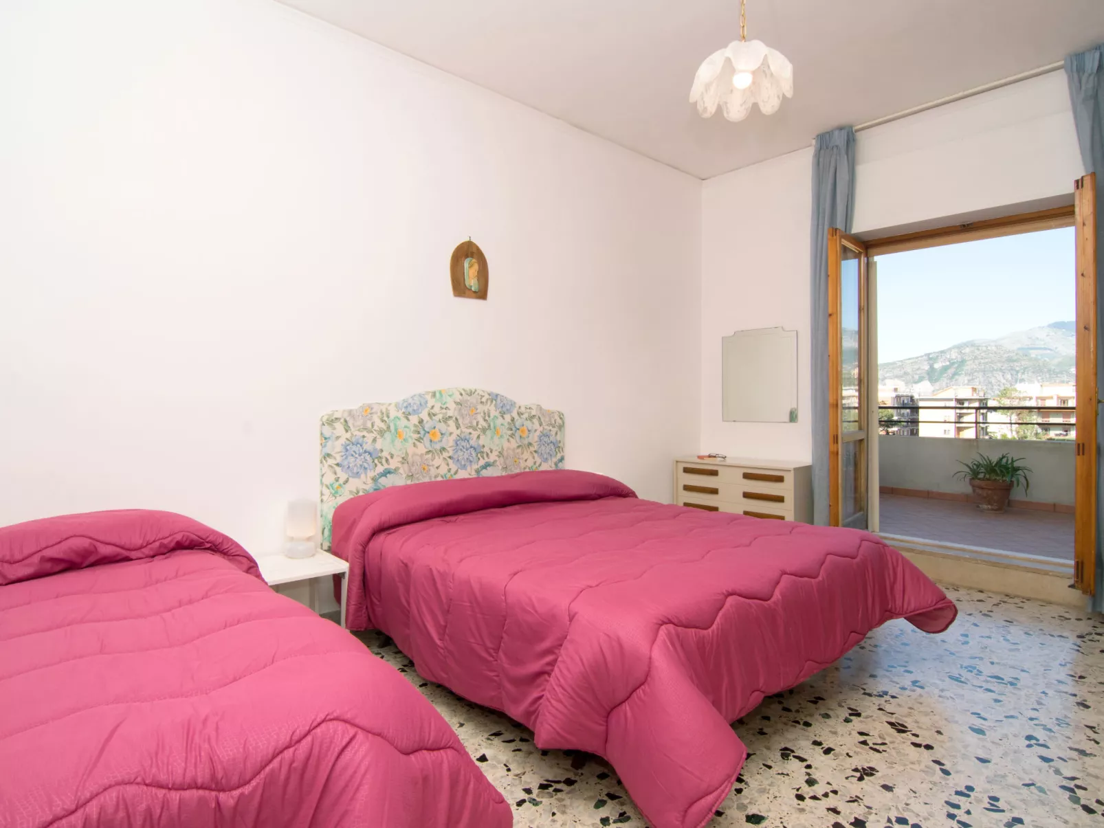 Top Floor-Inside