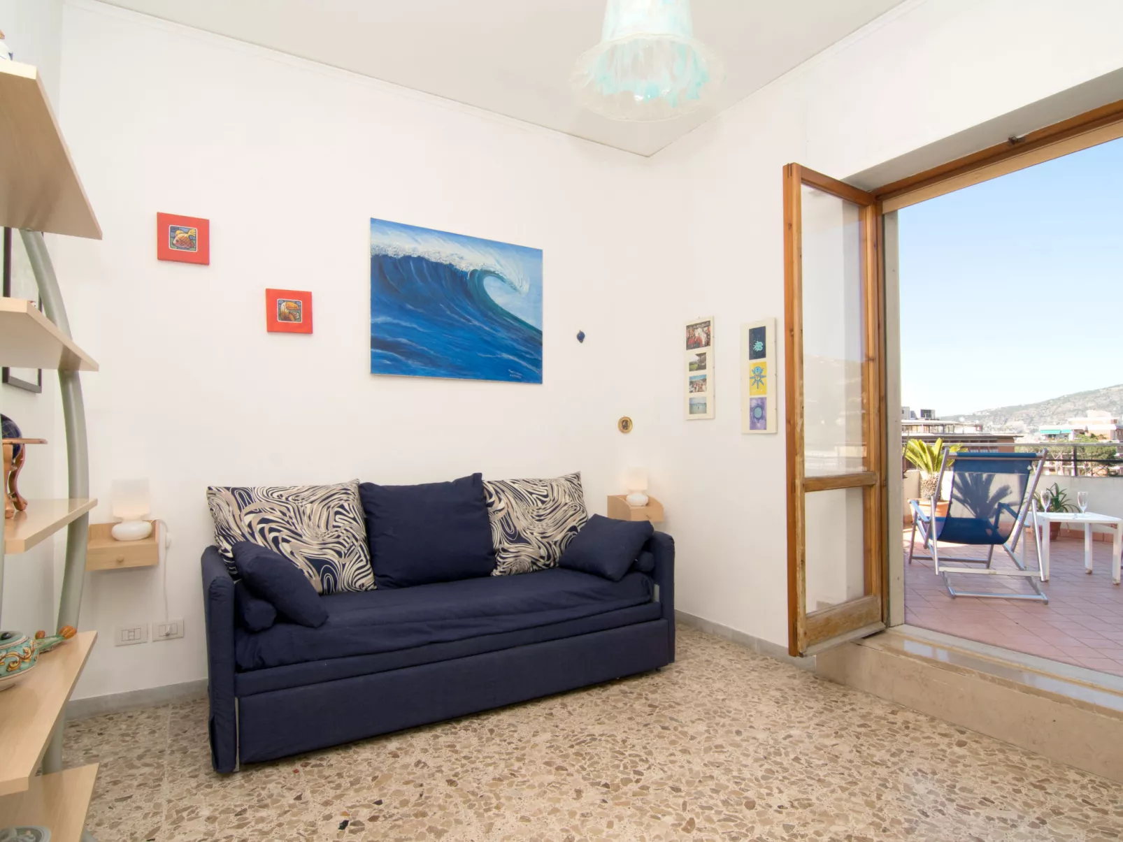 Top Floor-Inside