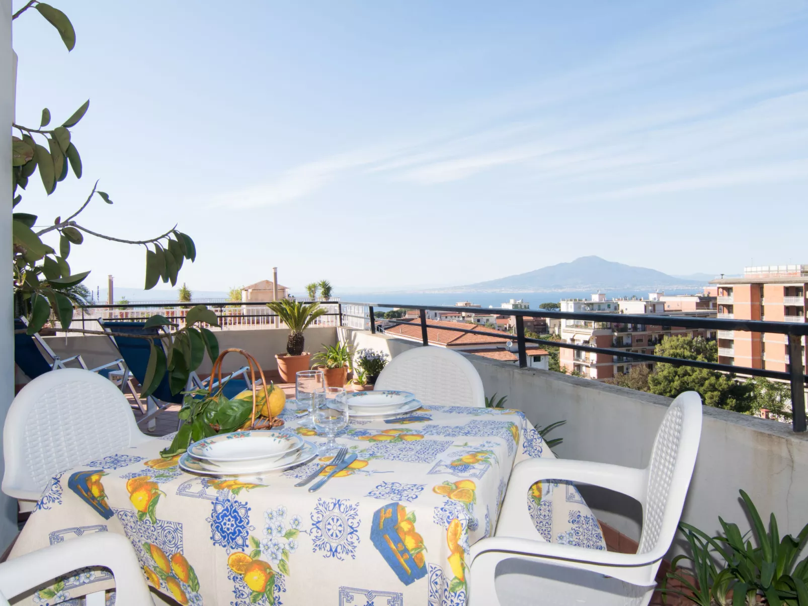 Top Floor-Outside