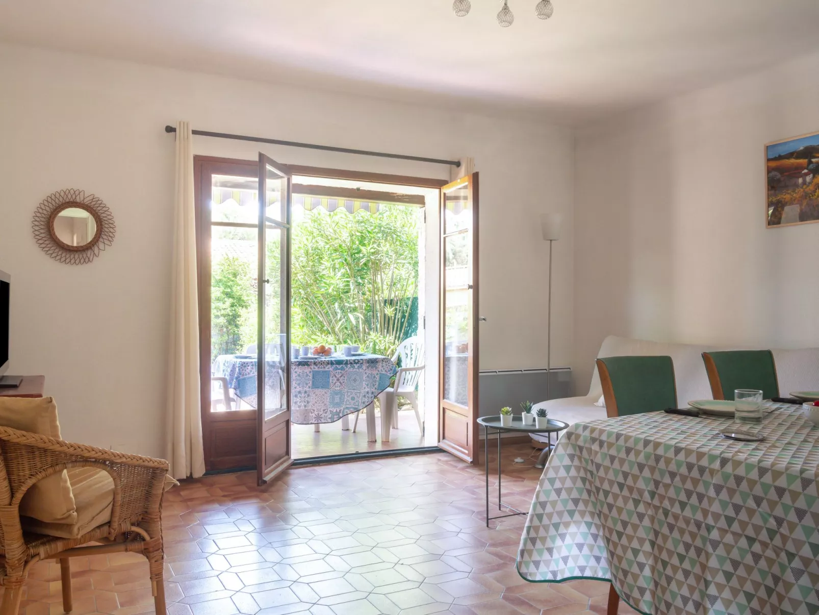 Provence Parc-Inside