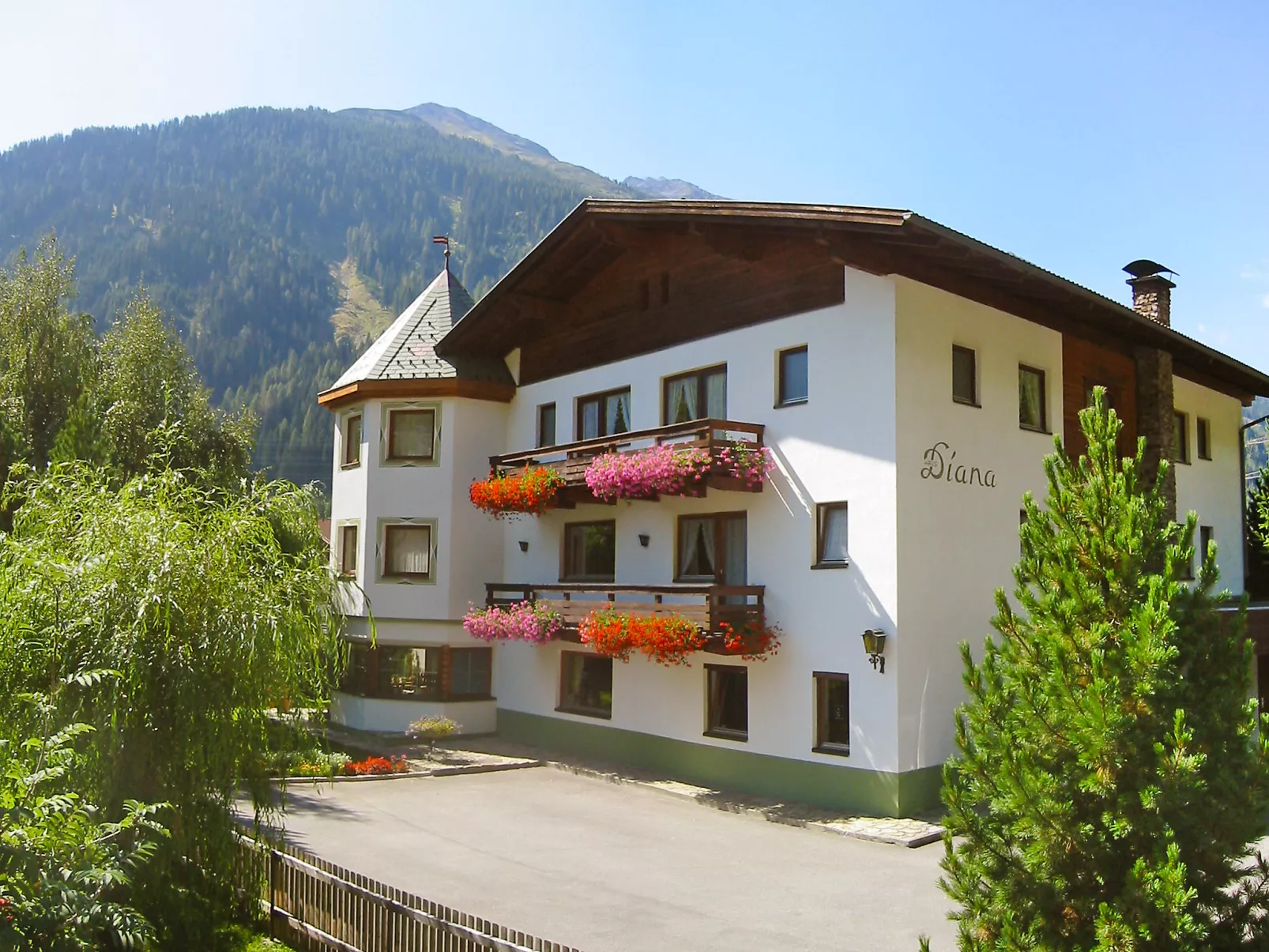 Diana-Draußen