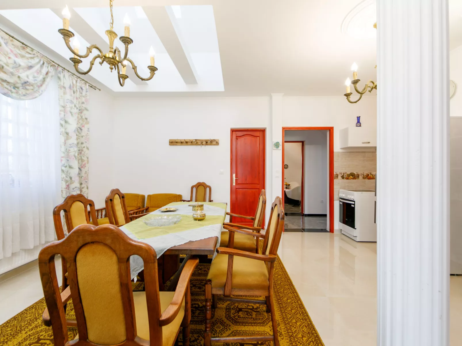Tilia 3-Inside