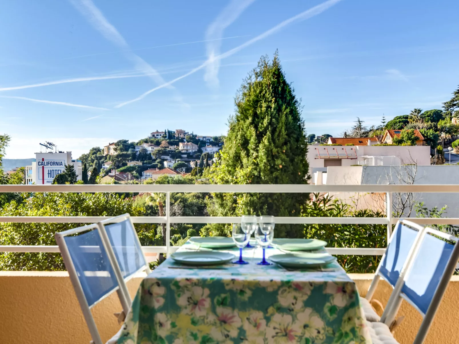 Le Marbello-Outside