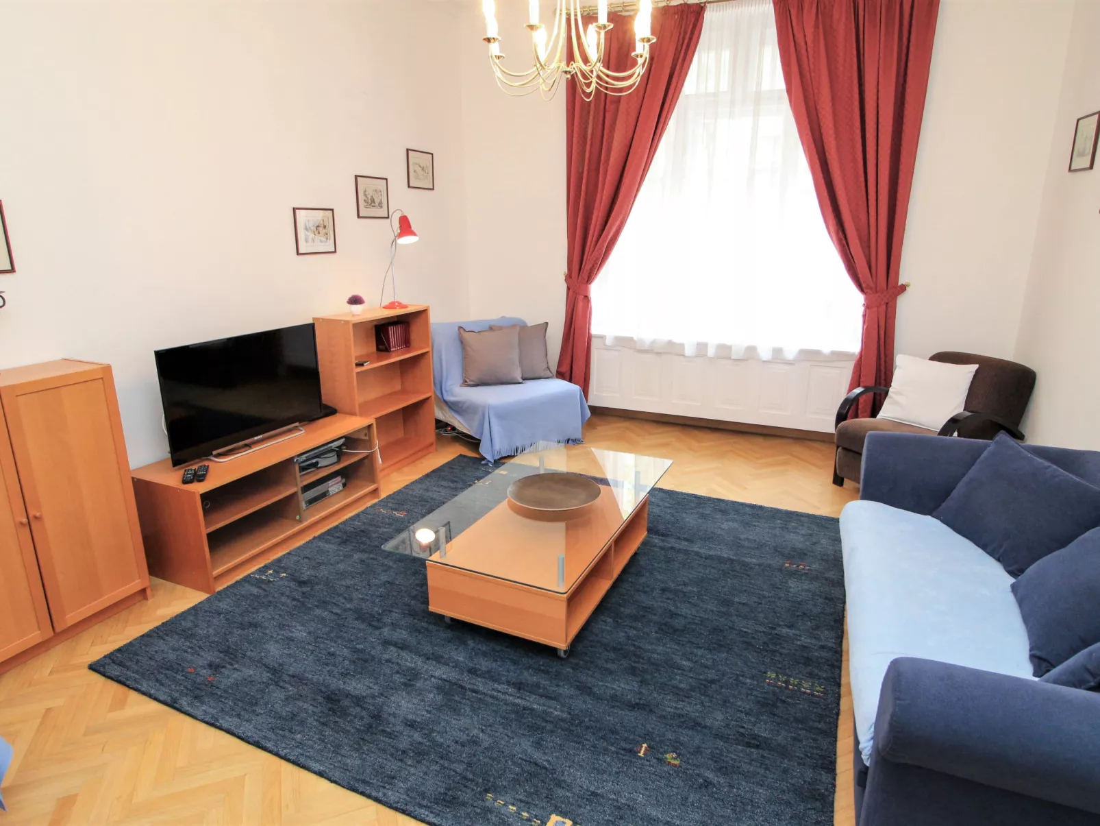Manes Residence-Inside